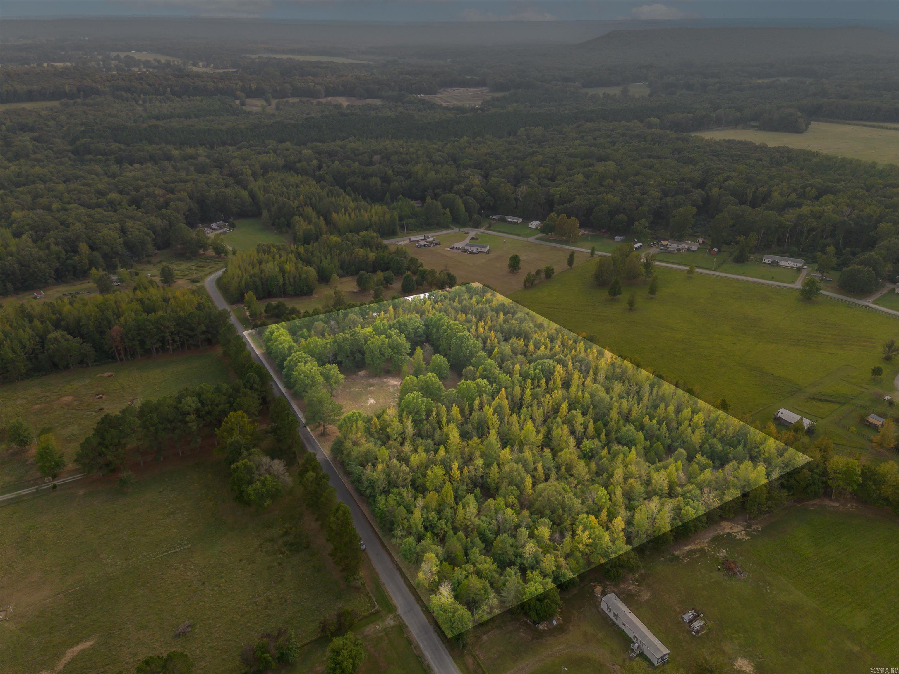 Metes & Bounds - Land