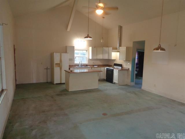 Metes & Bounds - Residential Income