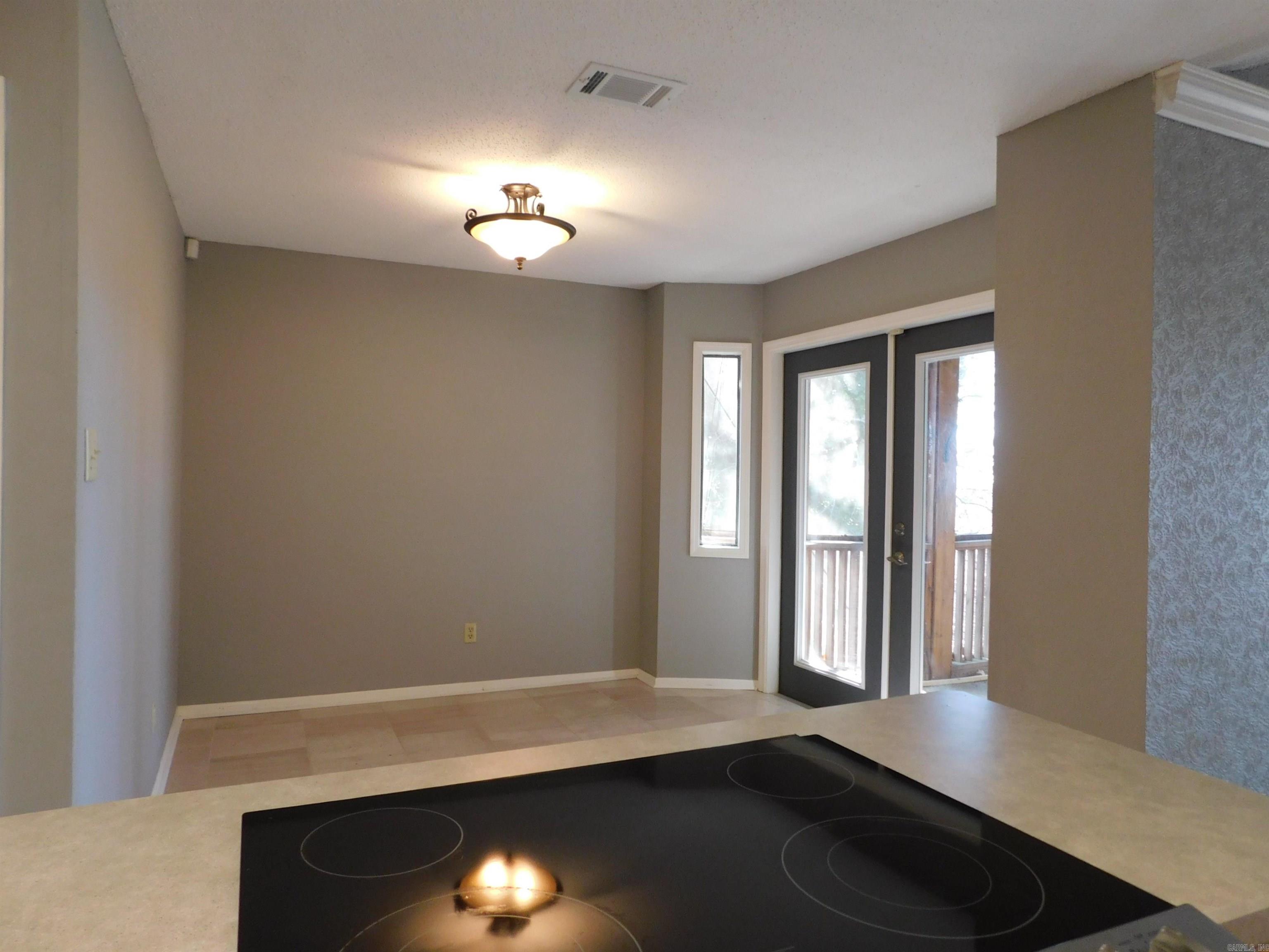 Pleasant View L-1 - Residential Lease