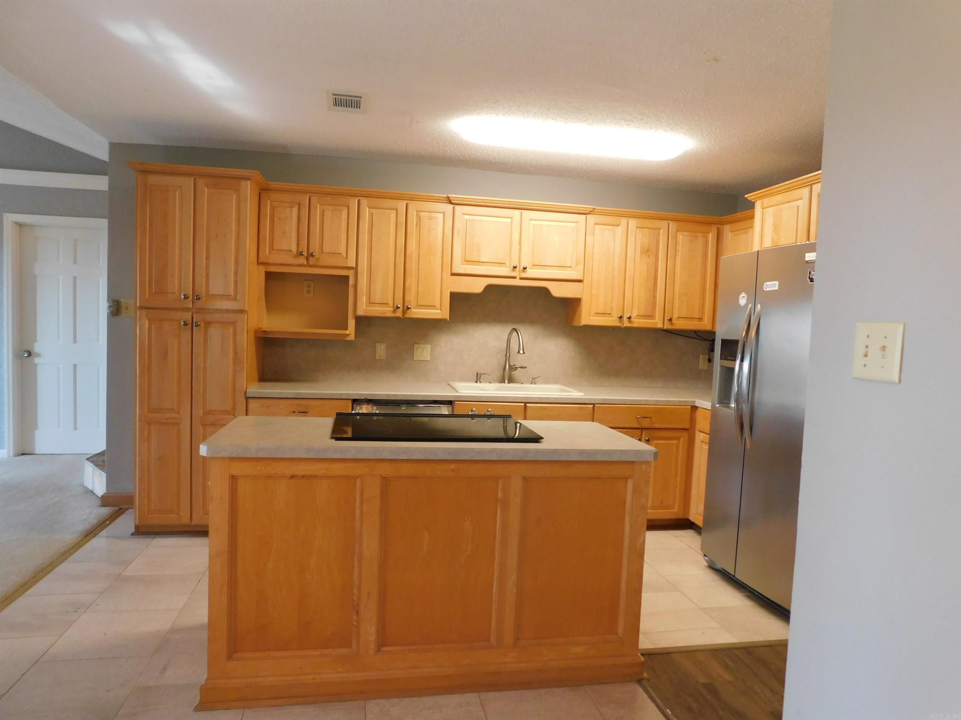 Pleasant View L-1 - Residential Lease