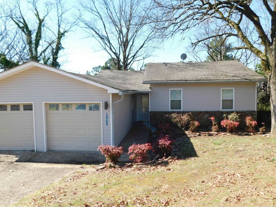 Very special home, great views from screened porch / living room. Nicely painted, open floor plan, furnished kitchen, plenty of storage, large laundry room, formal dining w/French doors to screened-in porch. 3 BR, 2 baths on first floor, bonus bedroom & bath DS with private entrance. Workshop, 2 car garage & fenced private back yard. $1600 Mo. + Sec. Dep. Marshall Peters & Associates 501-414-8340