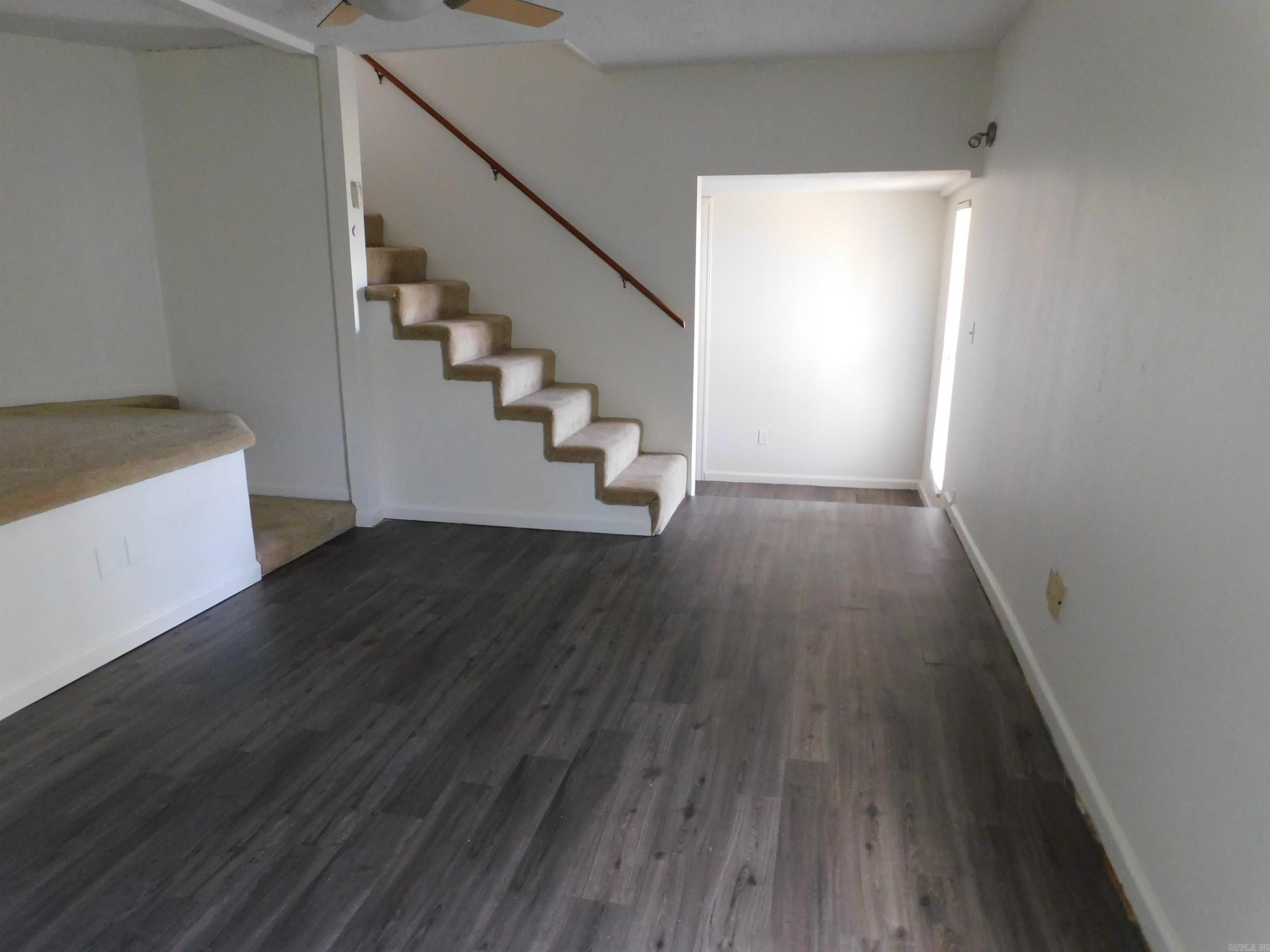 Pleasant View L-1 - Residential Lease