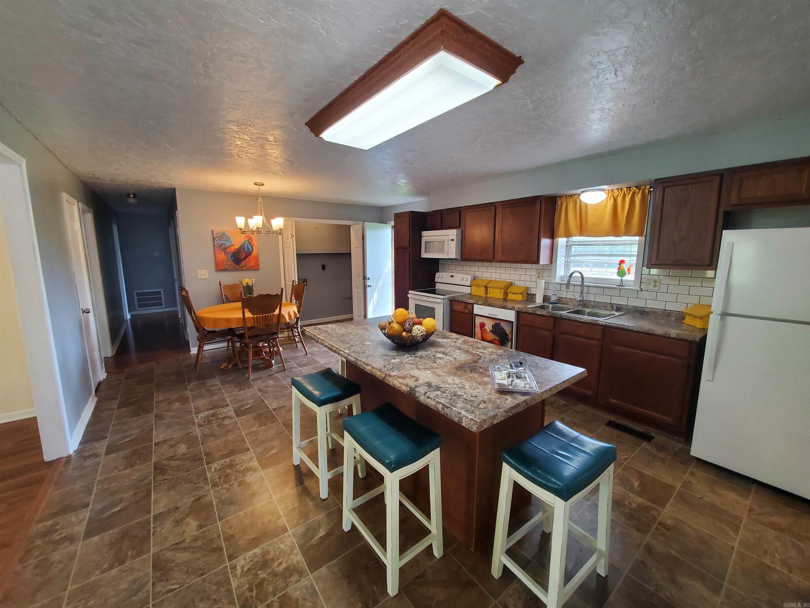 SHADY ACRES SUB - Residential