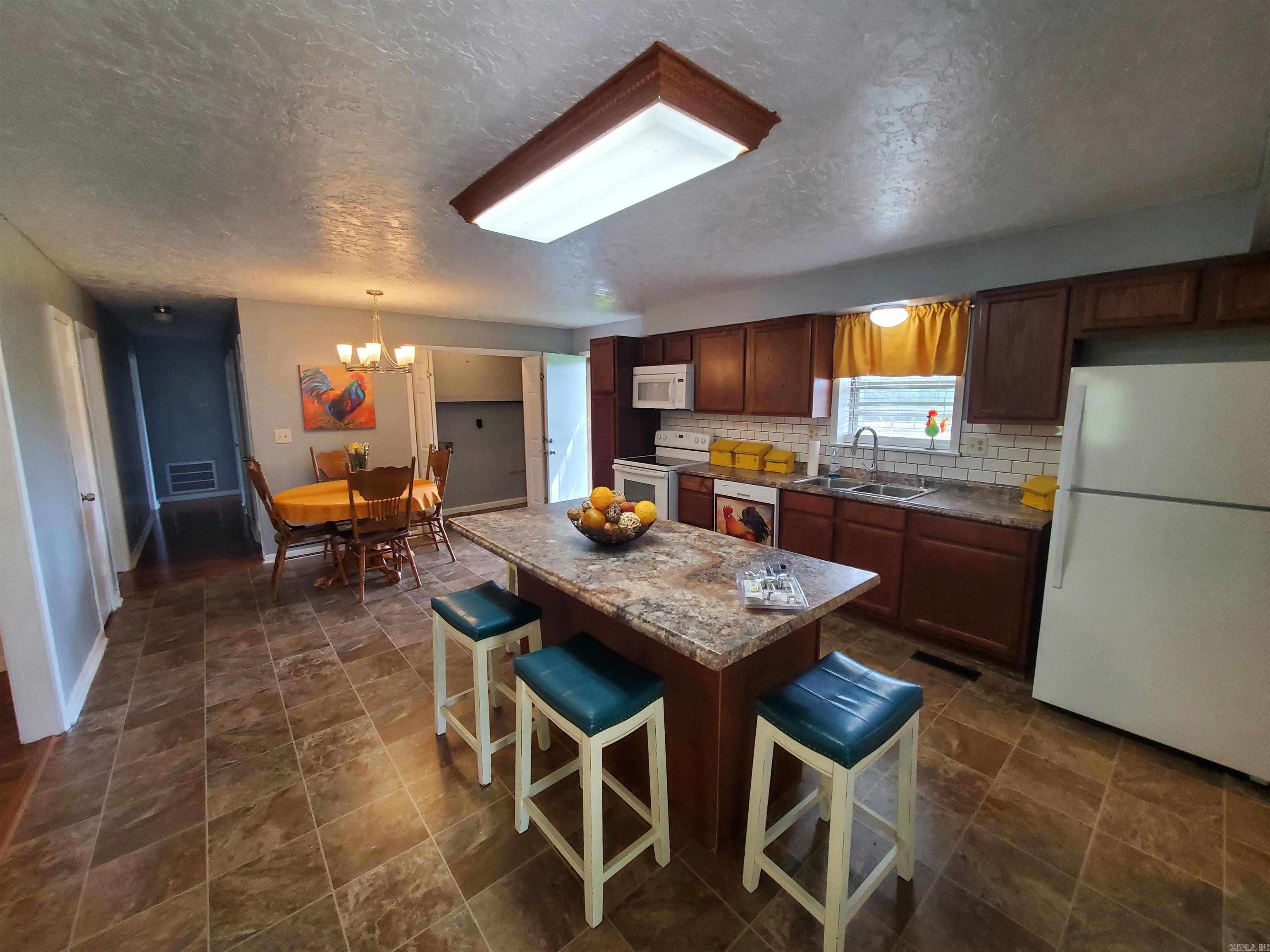 SHADY ACRES SUB - Residential