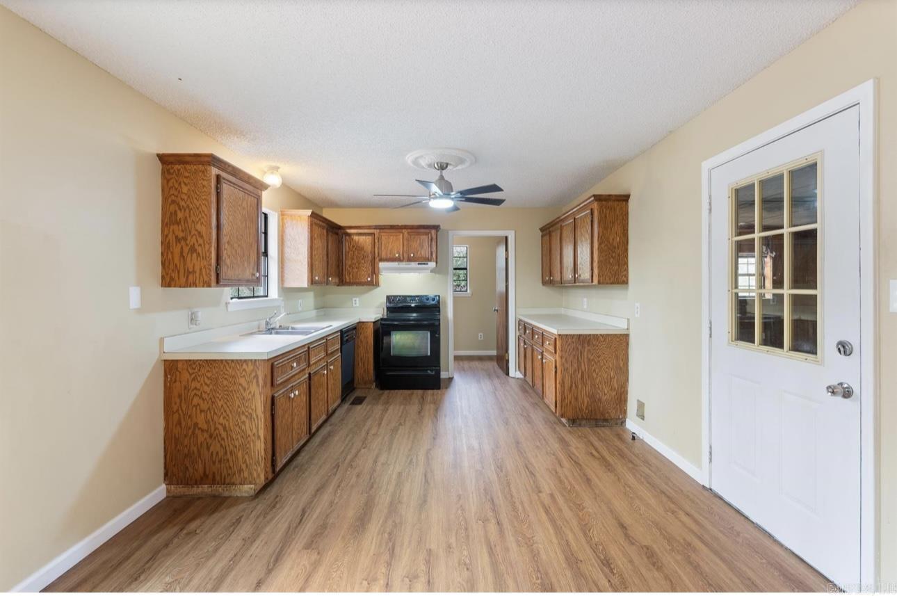 Oak Creek Village - Residential