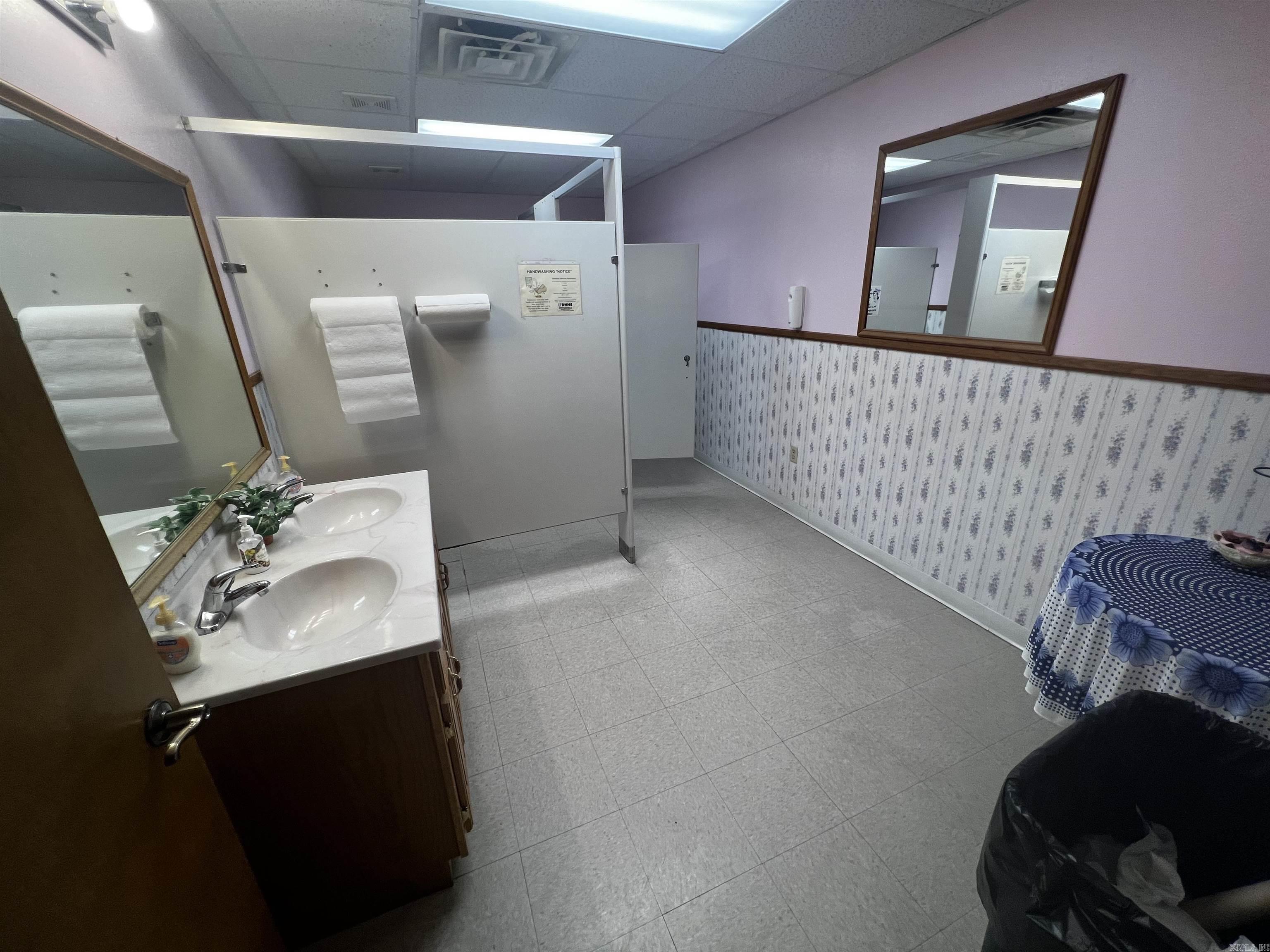 City of El Dorado - Commercial Sale