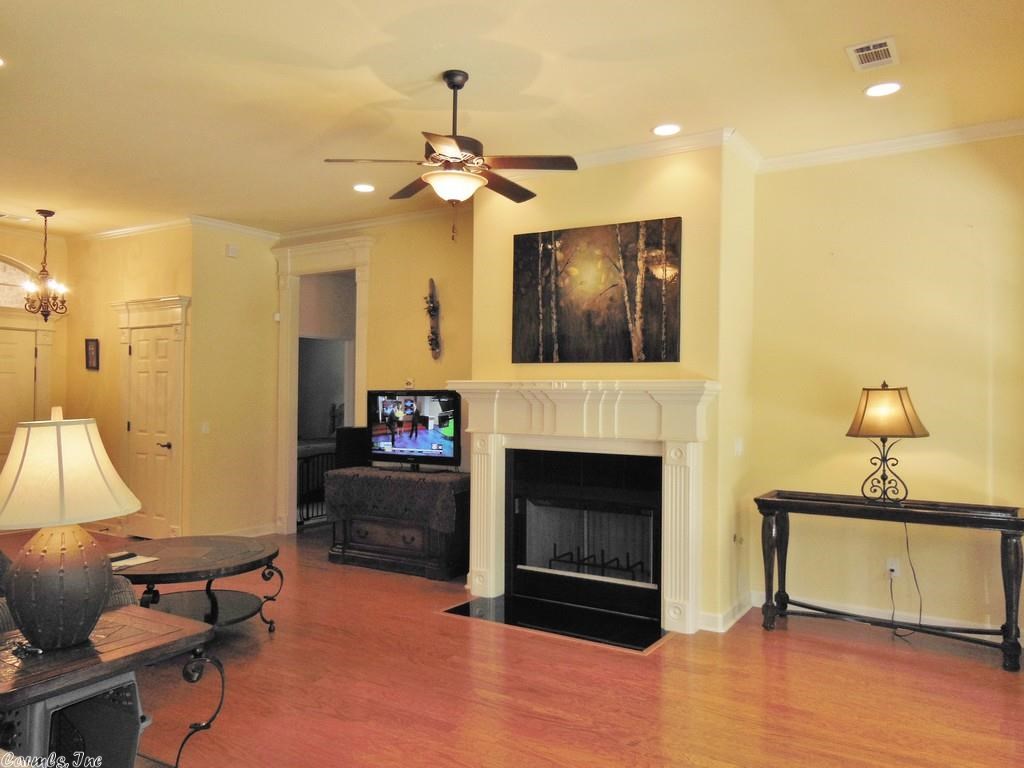 Cresta - Residential