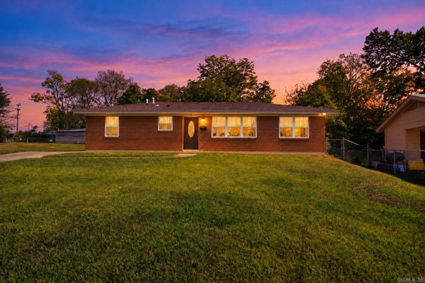 14 WELLFORD DR, LITTLE ROCK, AR 72209 - Image a836182fa2365aa64cd5ae1237ba8b22/3293336338