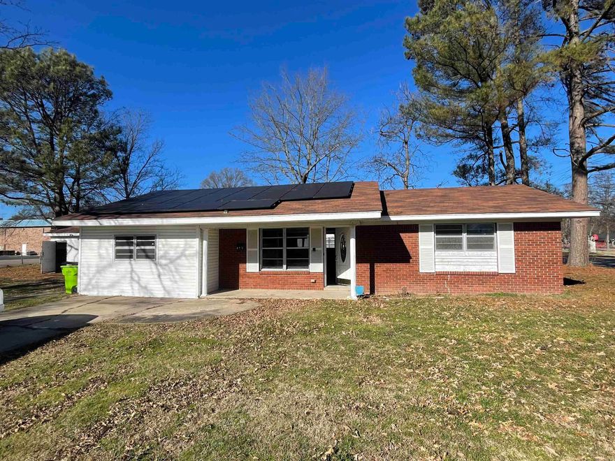 This 2 bed 2 bath home offers 1401 square feet of comfortable updated living space on a little over half an acre, located on a spacious corner lot in Lonoke. With plenty of room both inside and out, this property is a great opportunity for first time home buyers or investors looking to expand their portfolio. There is a nice sized shed to keep all your tools and belongings! Agents see remarks.