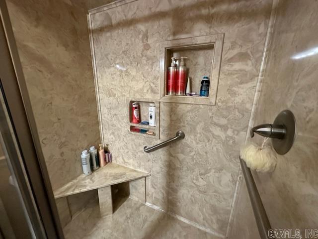 Pine Crest - Residential