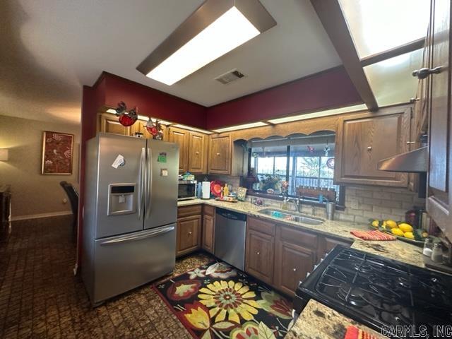 Pine Crest - Residential