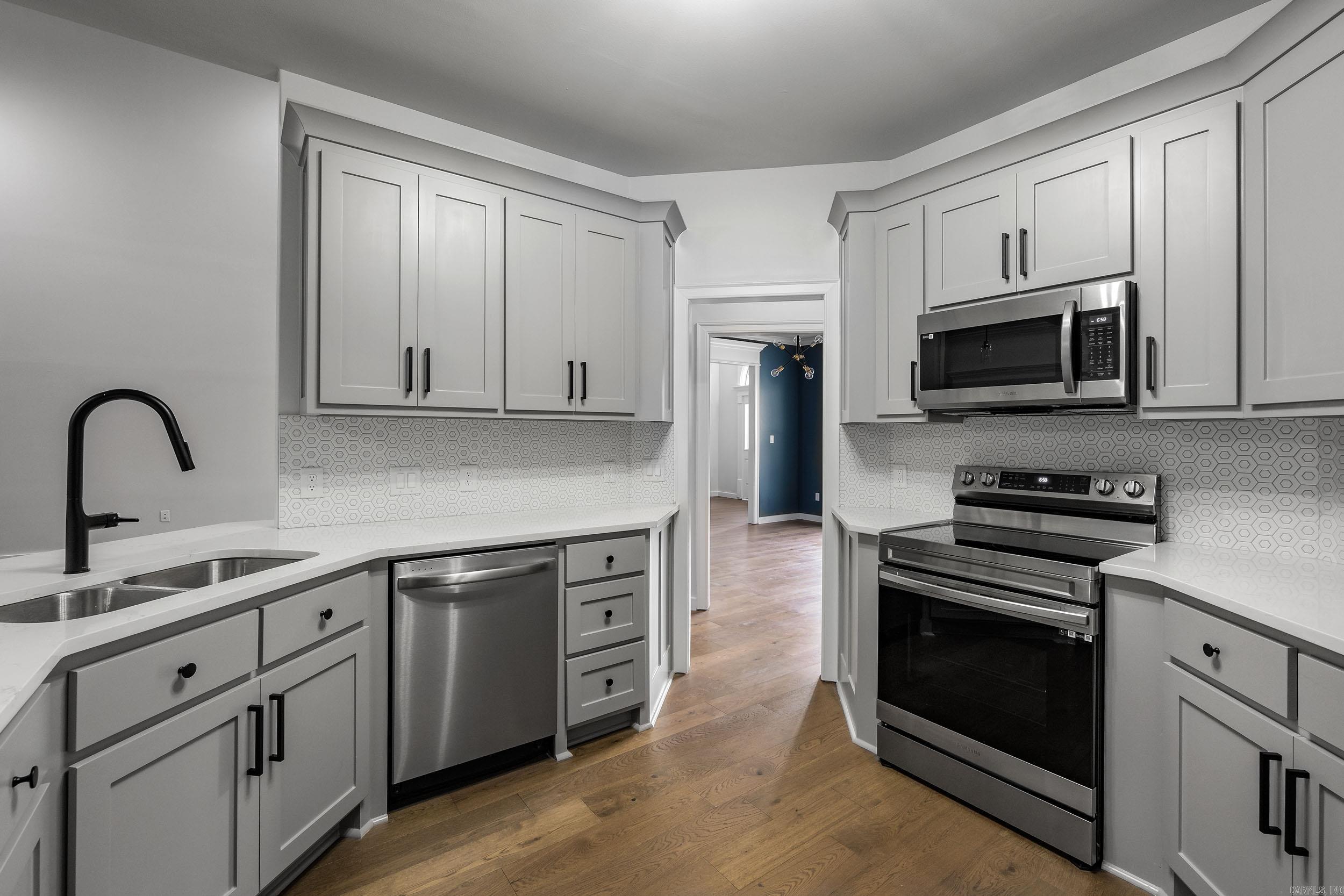 CHENAL VALLEY CHALAMONT PLACE - Residential