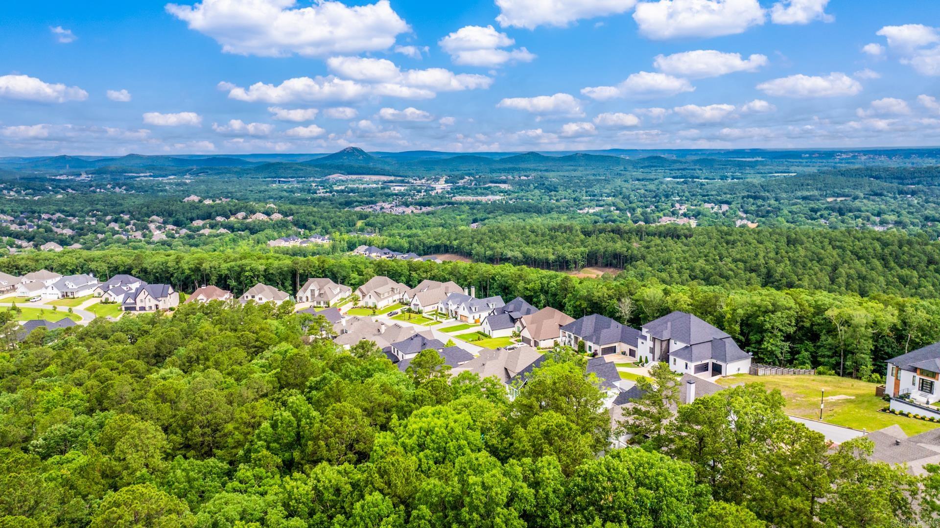 CHENAL VALLEY "FALSTONE COURT" - Residential