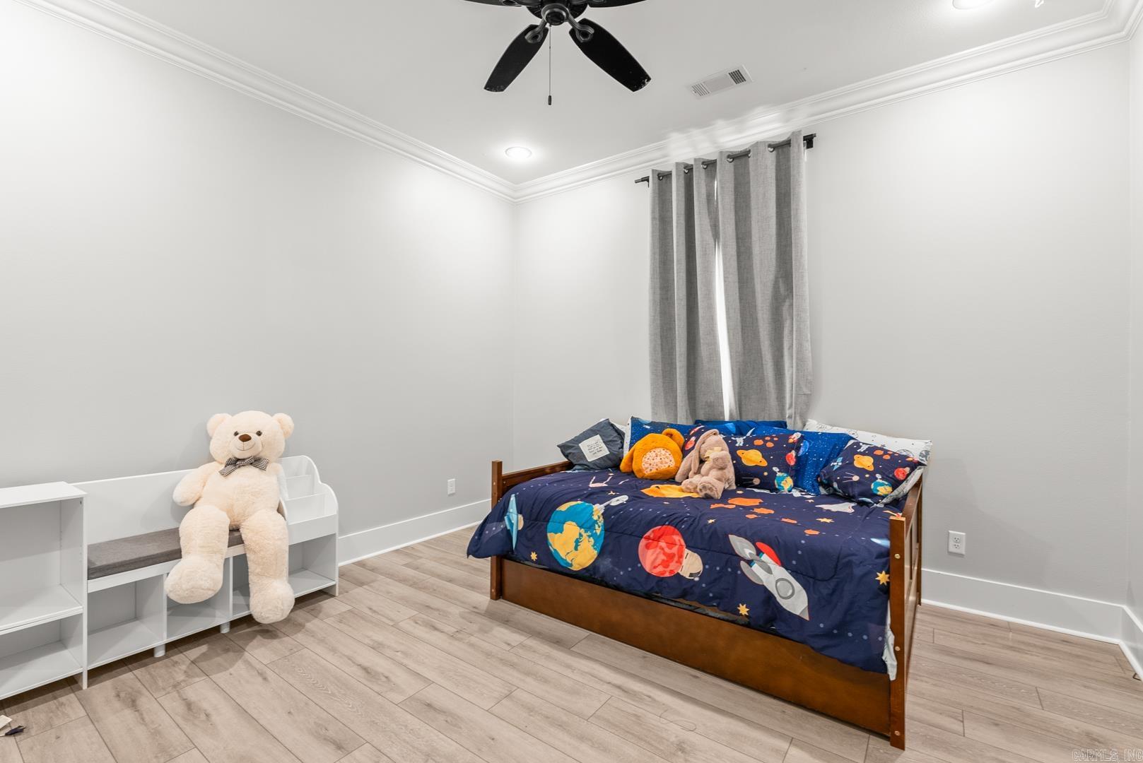 CHENAL VALLEY "FALSTONE COURT" - Residential