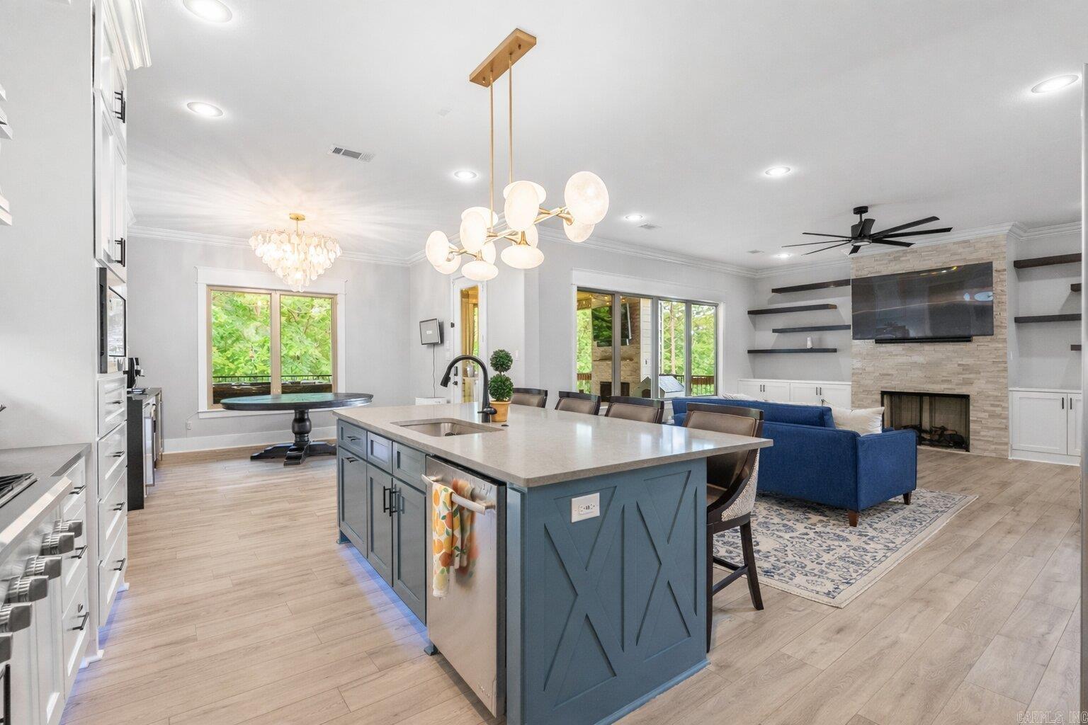 CHENAL VALLEY "FALSTONE COURT" - Residential