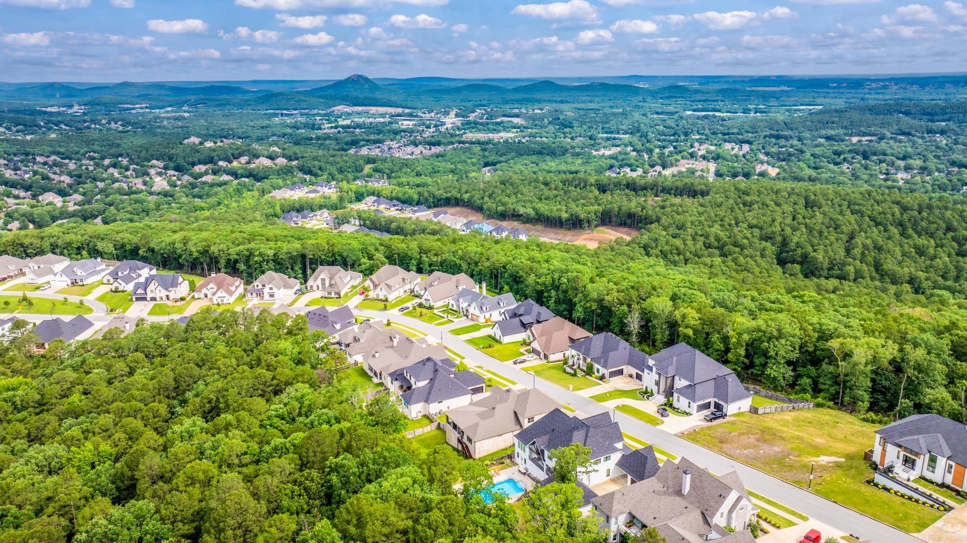 CHENAL VALLEY "FALSTONE COURT" - Residential