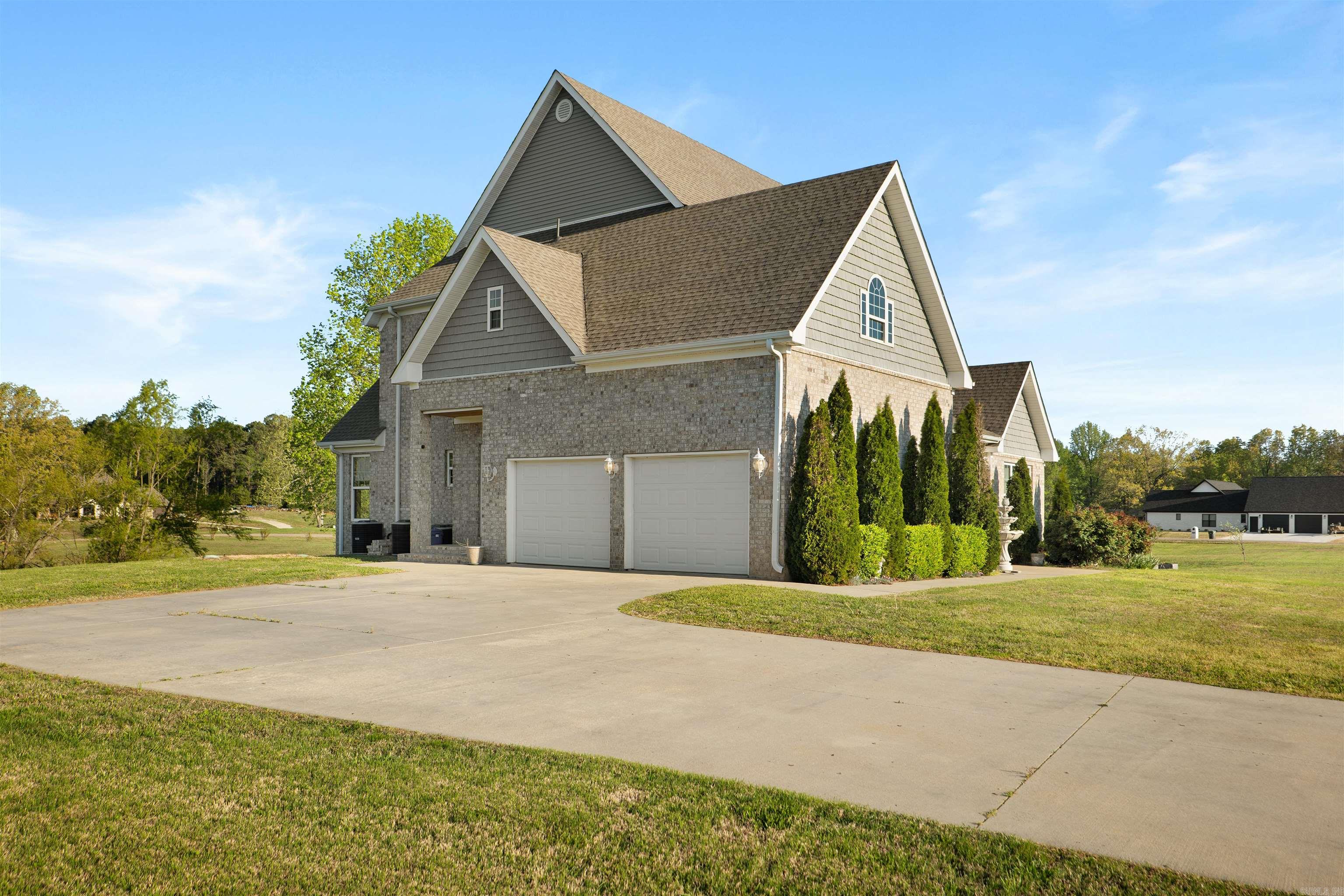 BELLA RIDGE - Residential