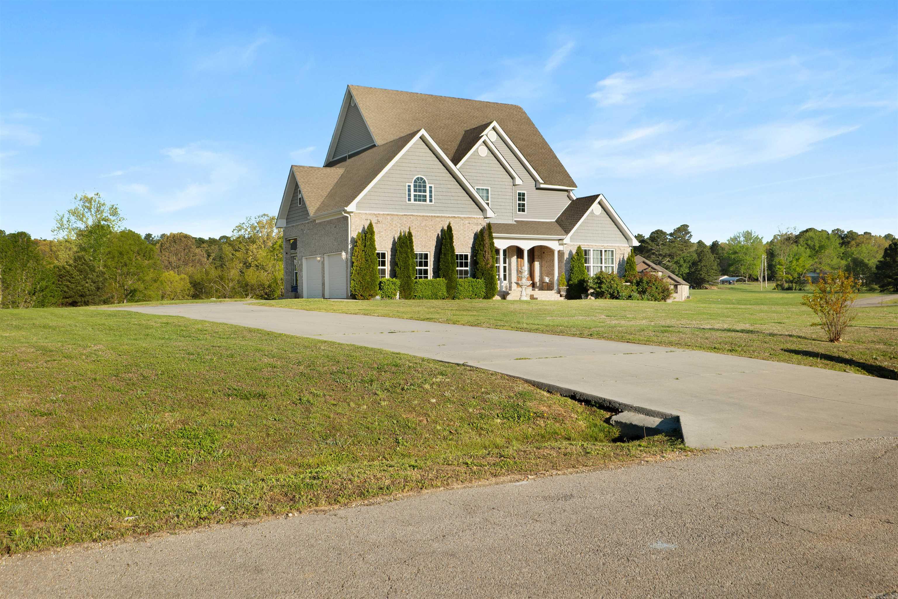 BELLA RIDGE - Residential