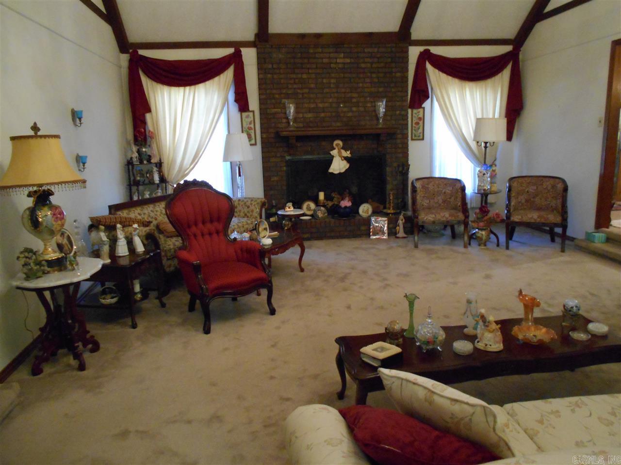 INDIAN HILLS - Residential