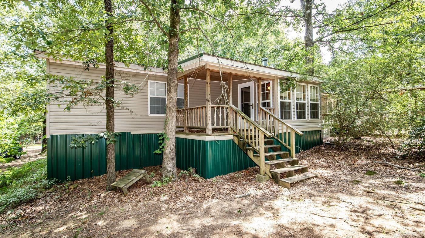 Pine Oaks Villa - Residential