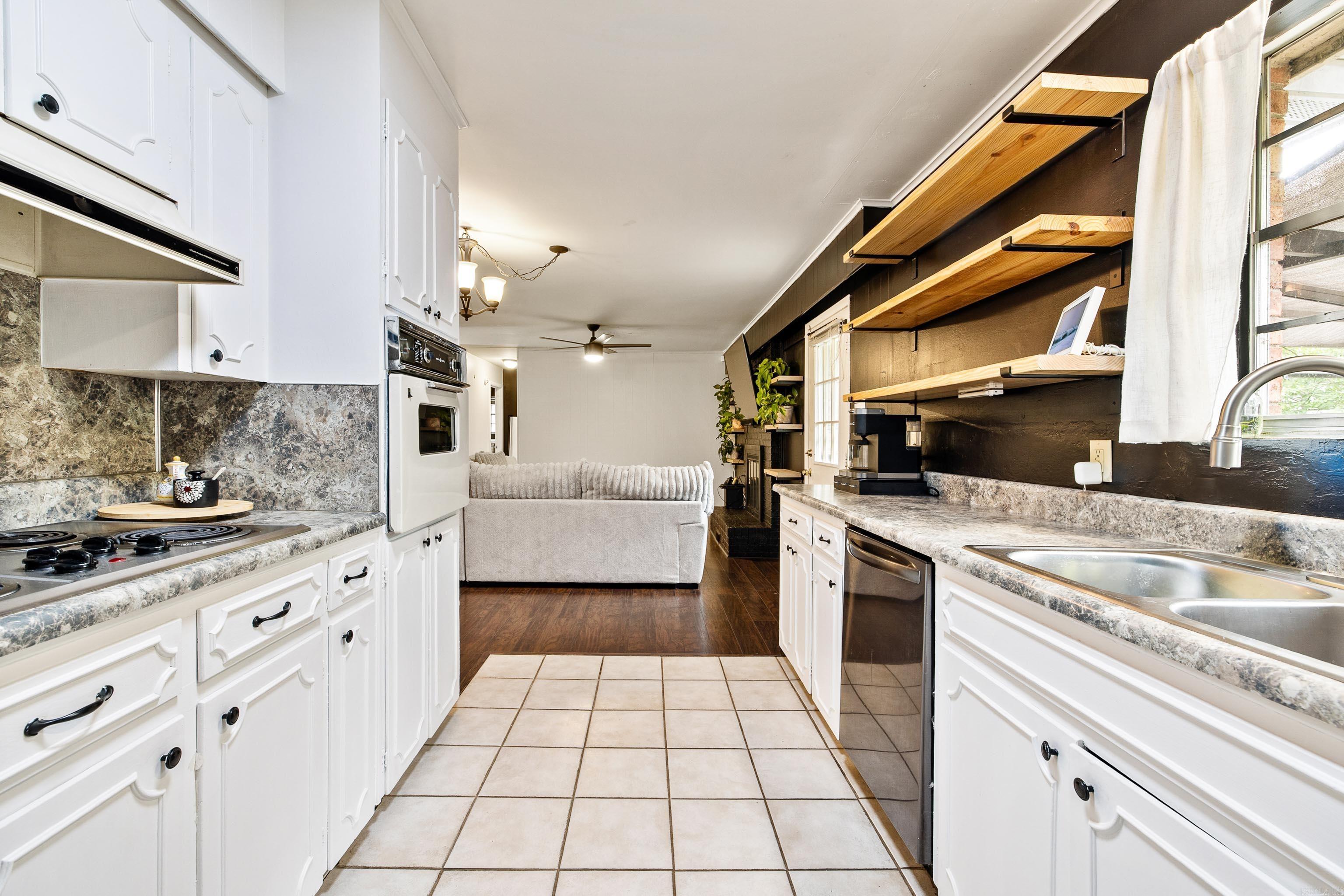 WEST MARKHAM STREET - Residential