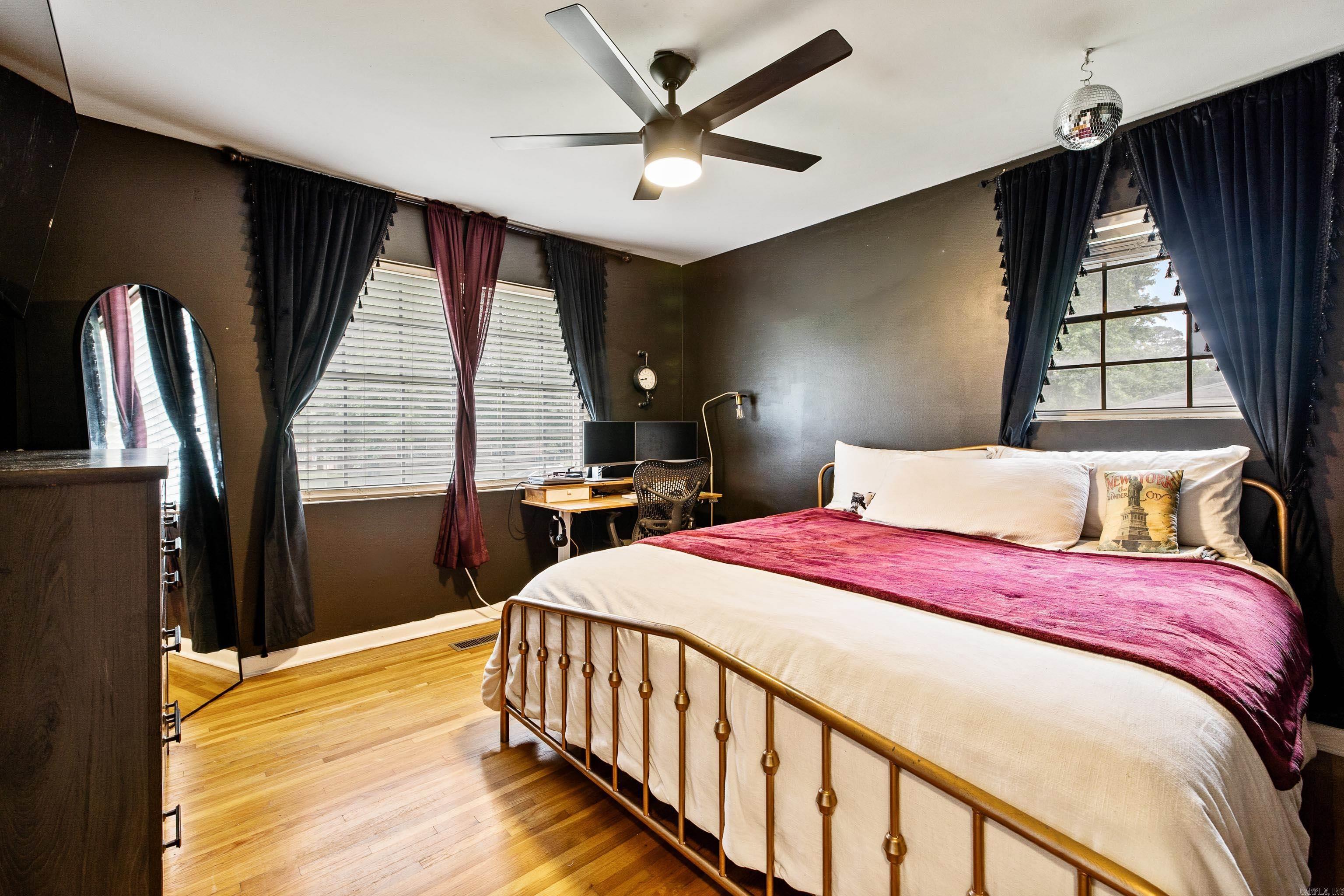 WEST MARKHAM STREET - Residential