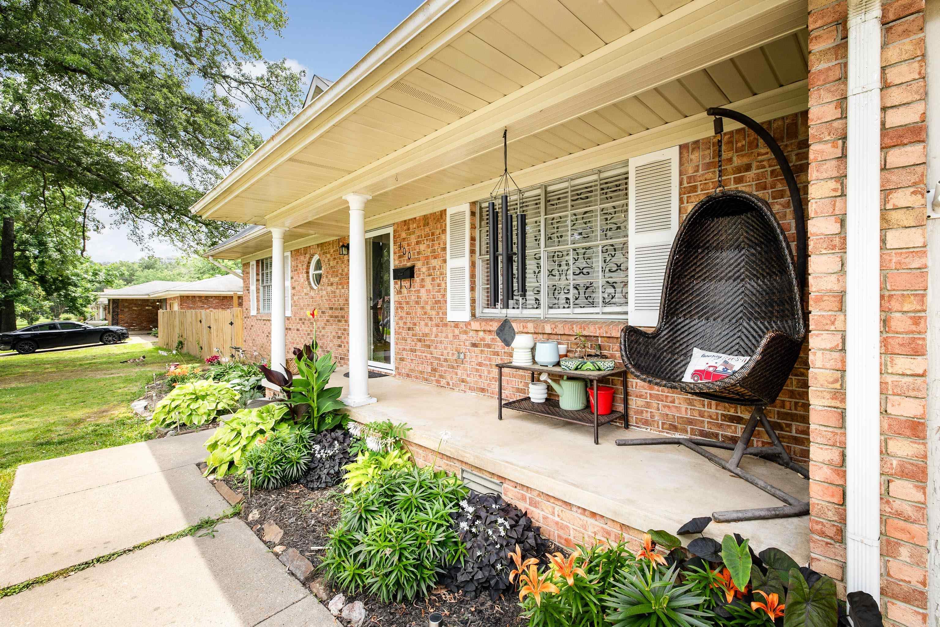 WEST MARKHAM STREET - Residential