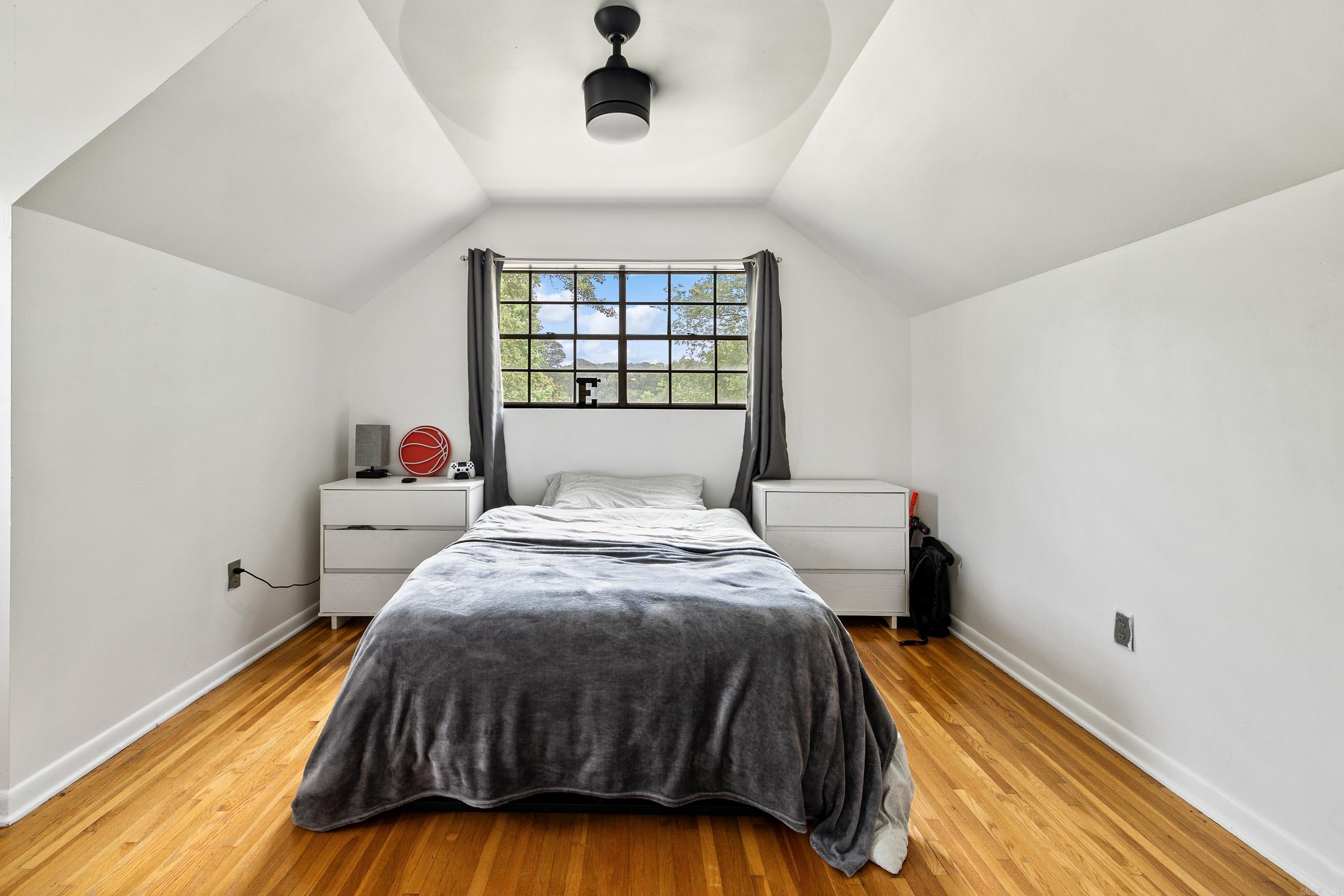 WEST MARKHAM STREET - Residential