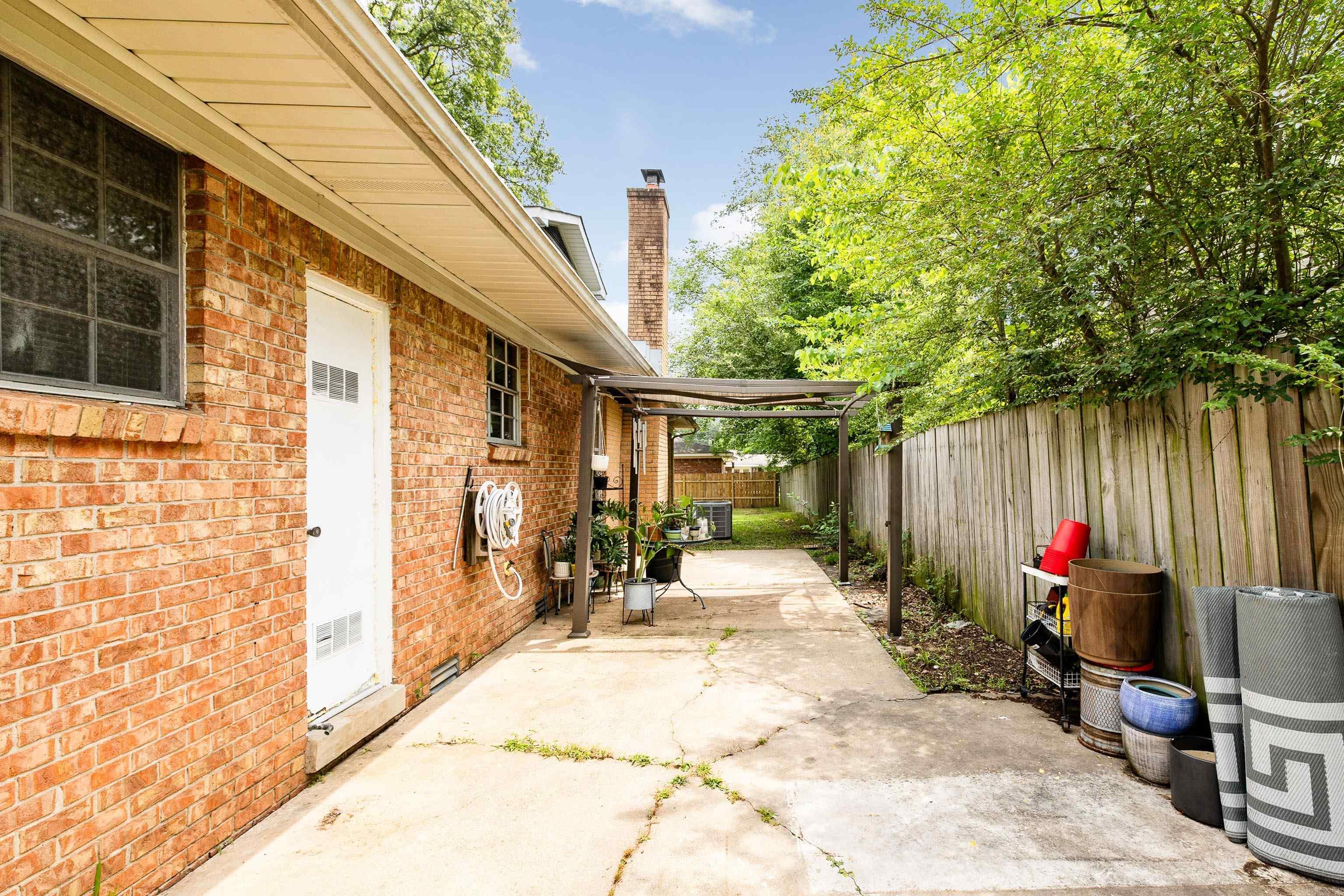 WEST MARKHAM STREET - Residential