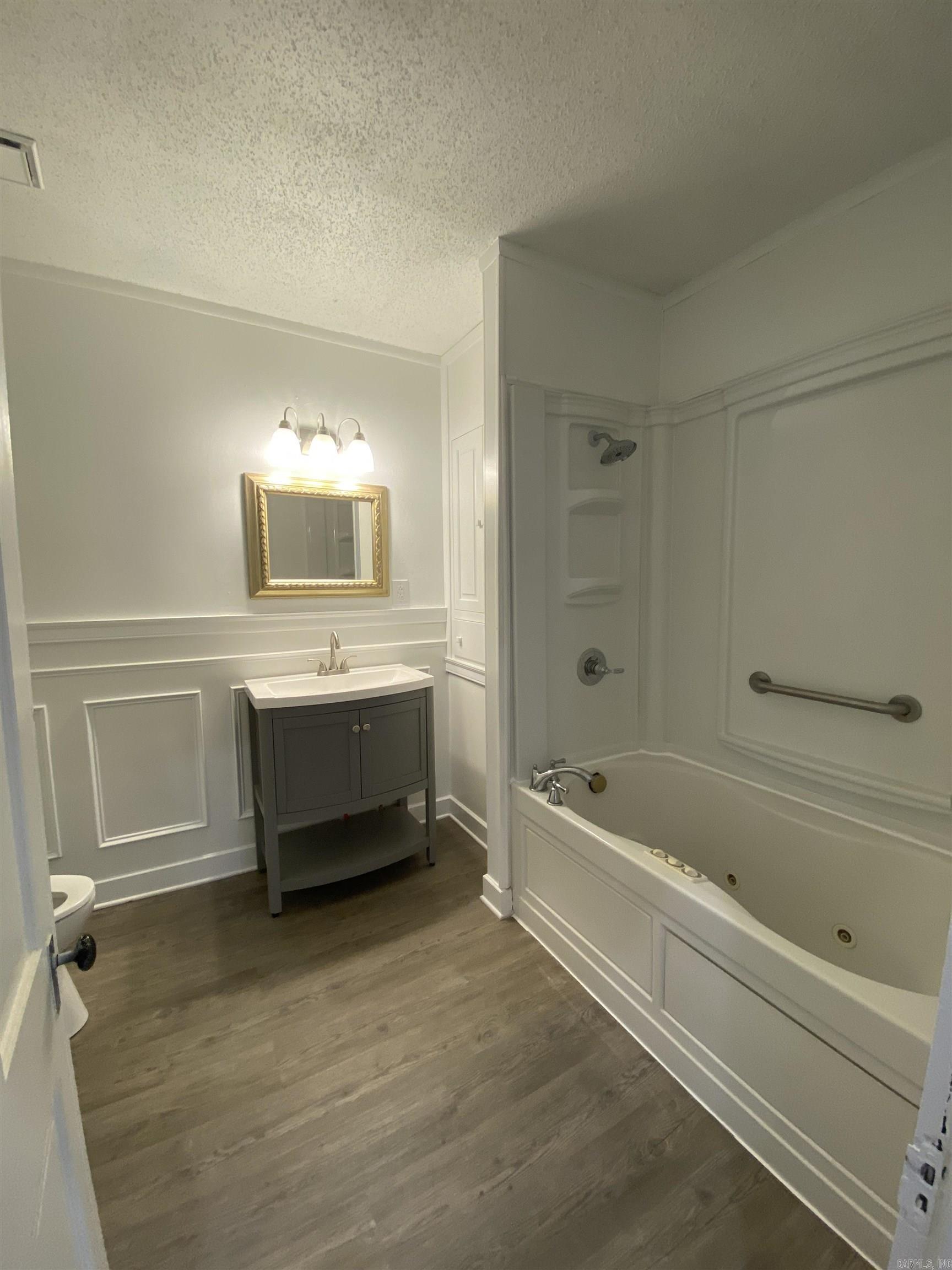 Searcy Outlots - Residential