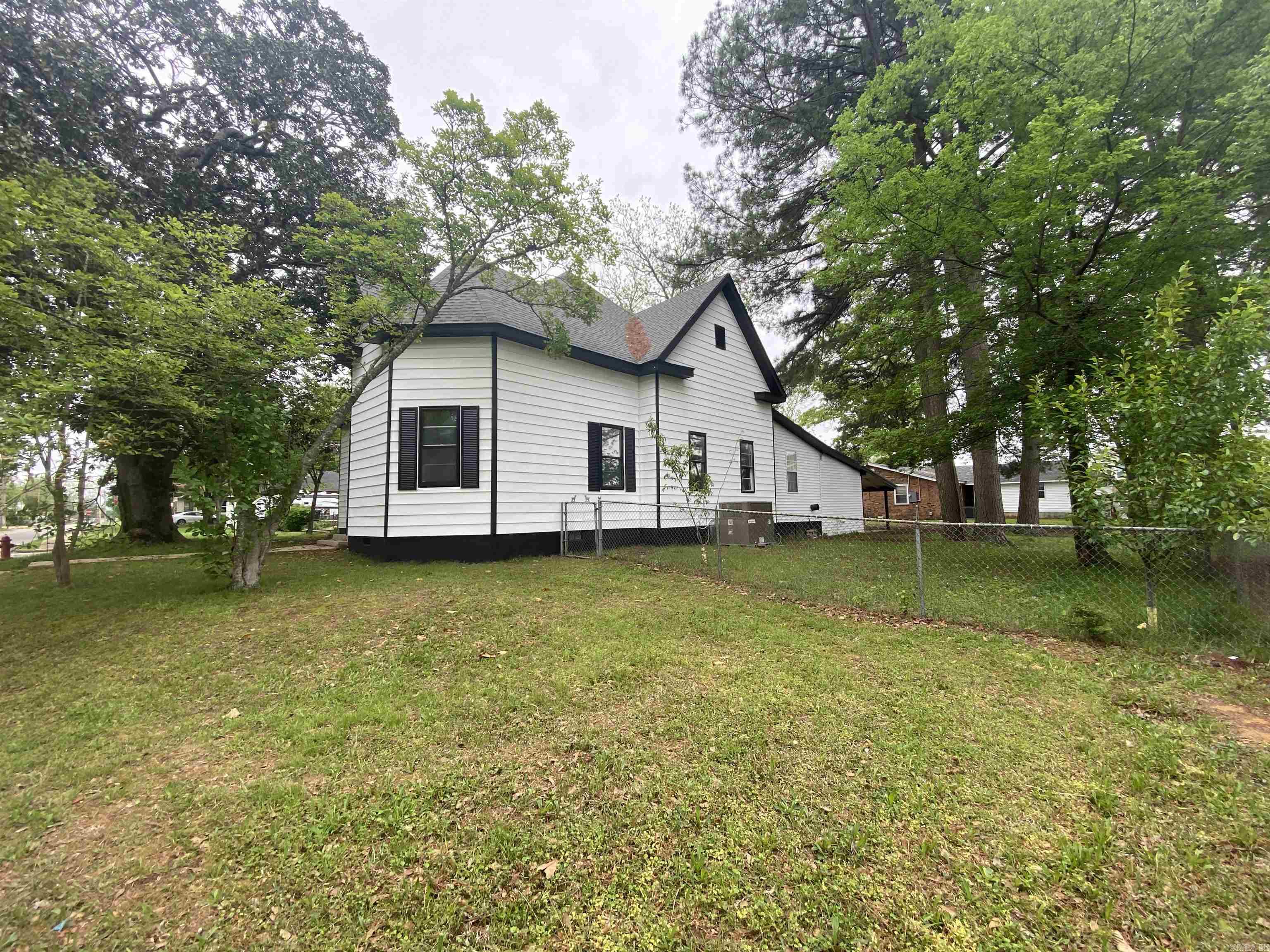 Searcy Outlots - Residential