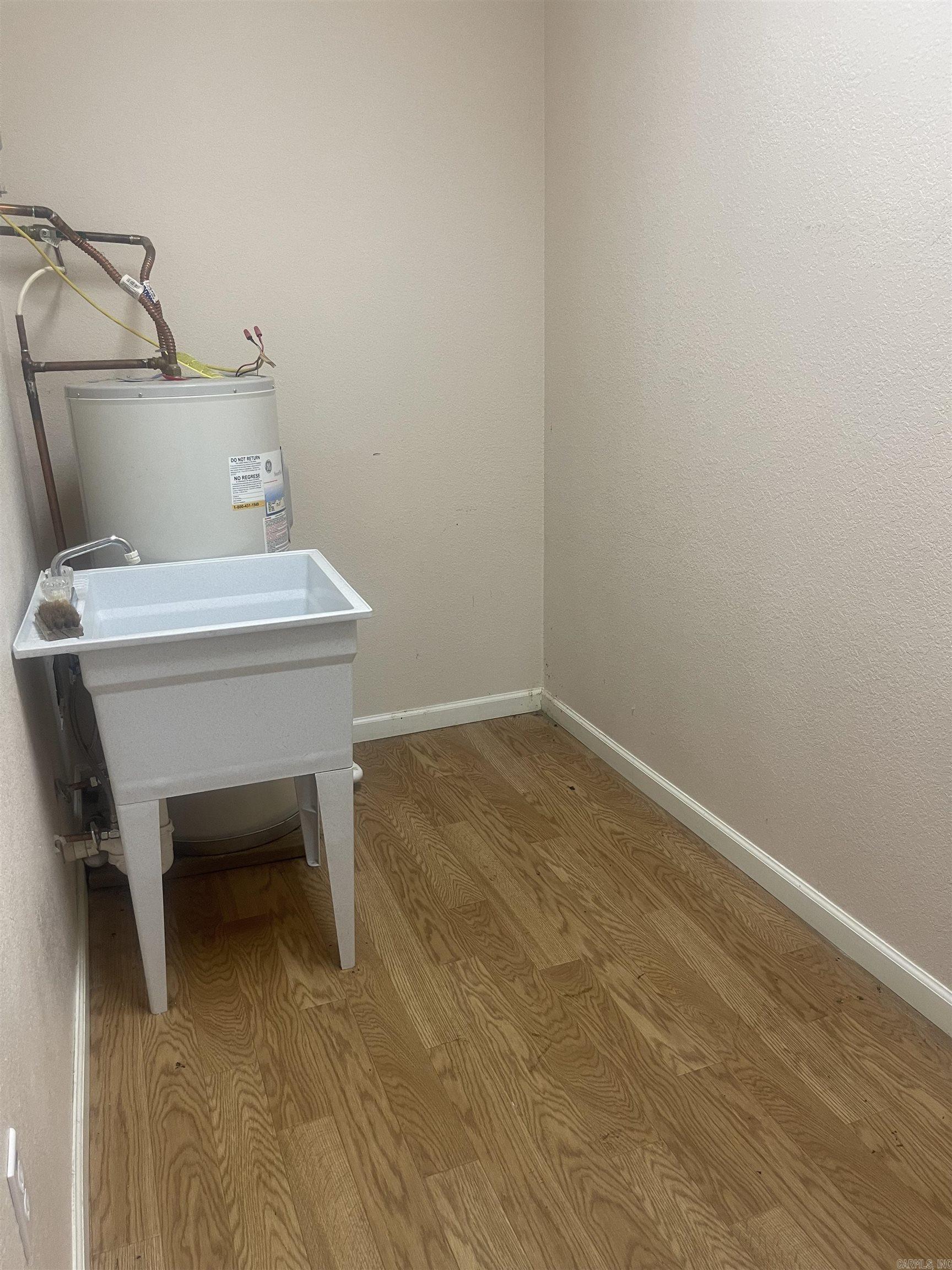 METES & BOUNDS - Commercial Sale