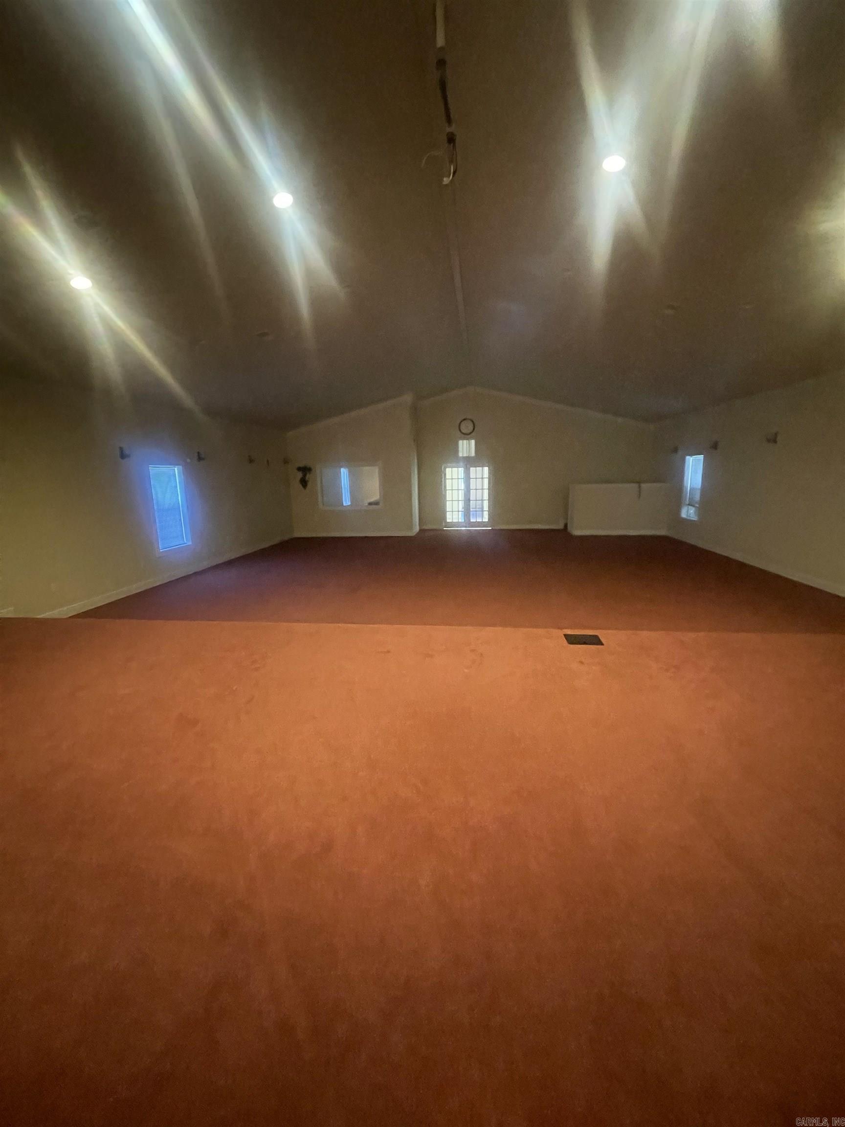 METES & BOUNDS - Commercial Sale