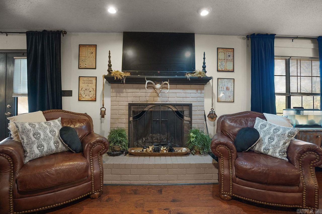 Metes & Bounds - Residential Income