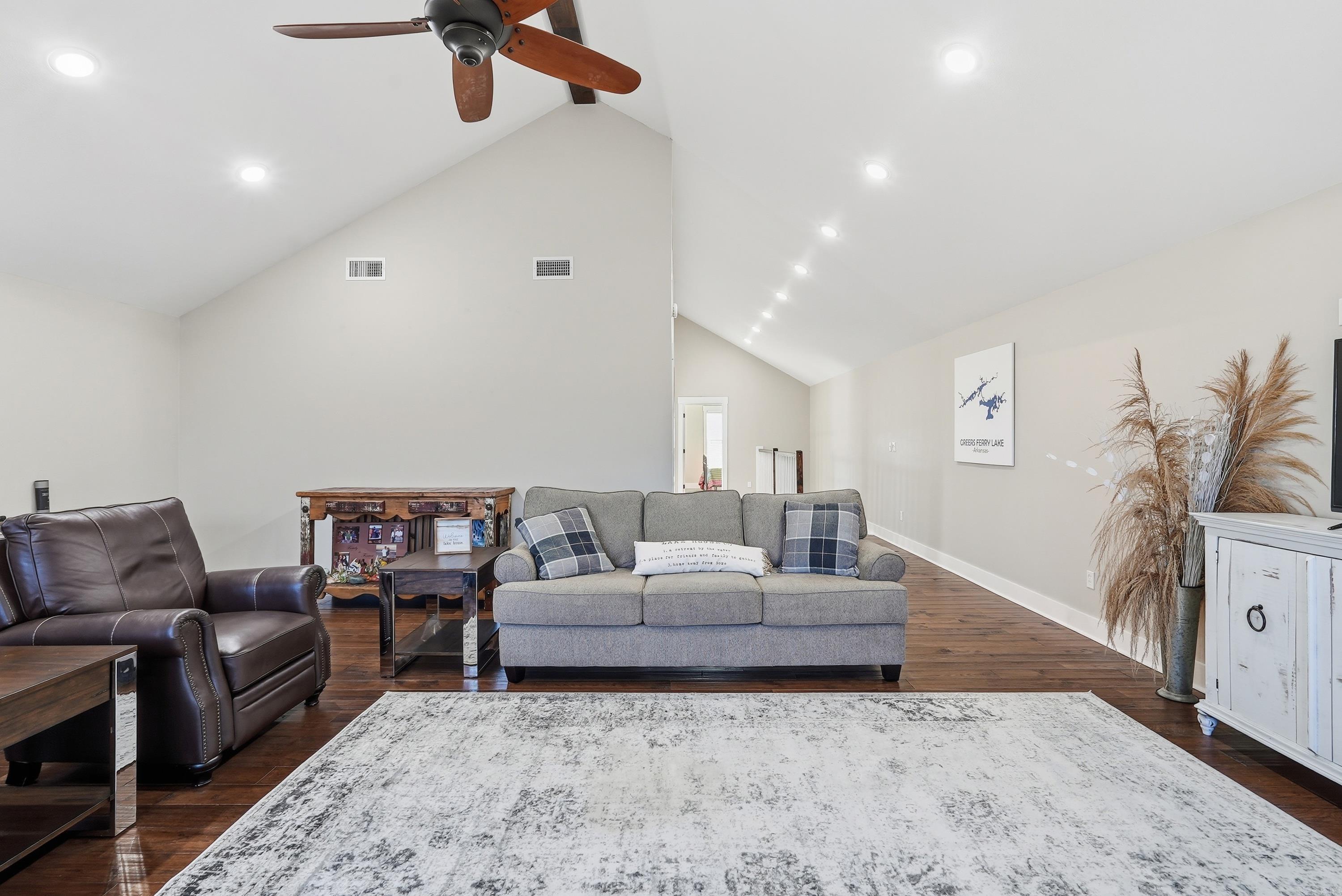 Watersedge Estates - Residential