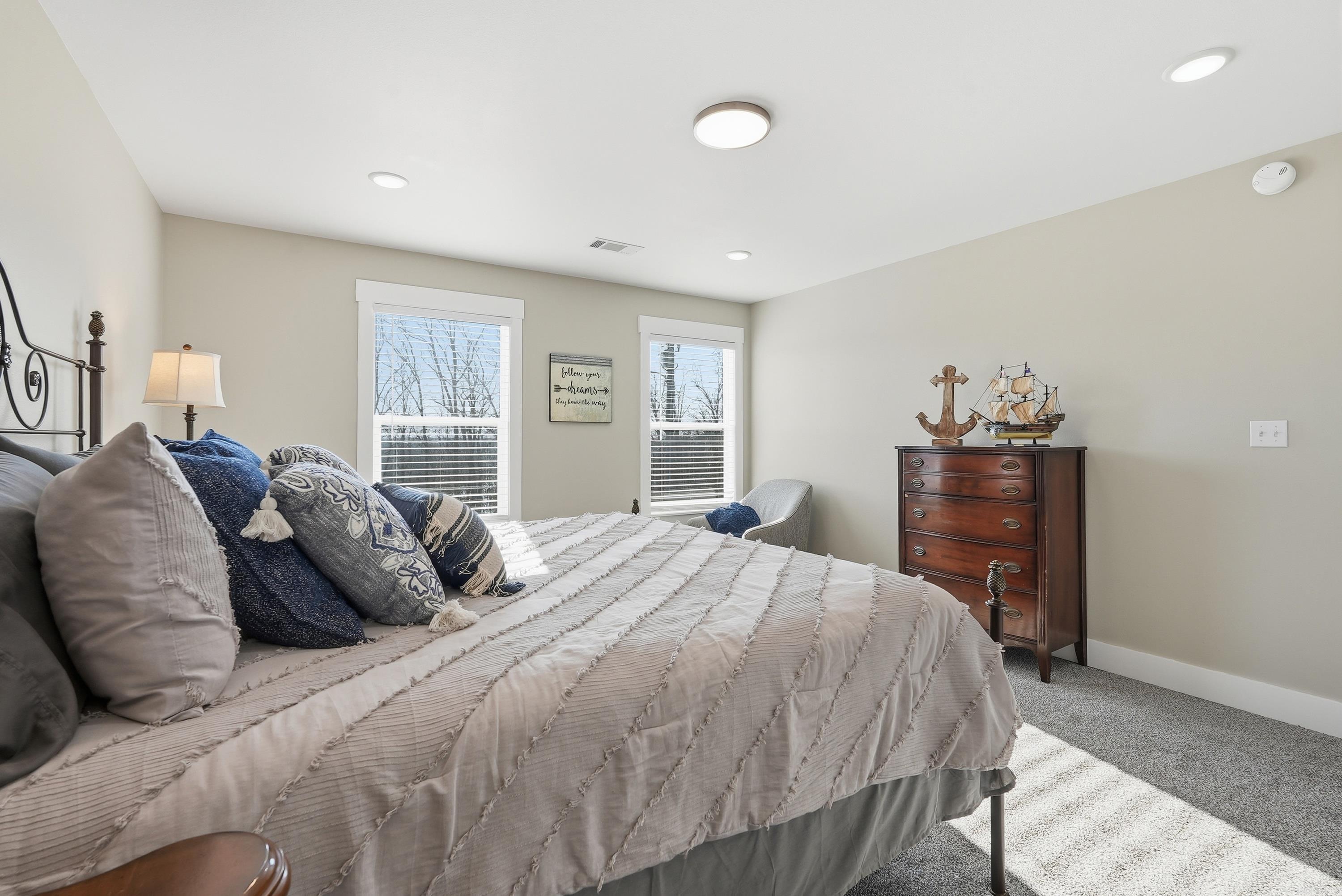 Watersedge Estates - Residential