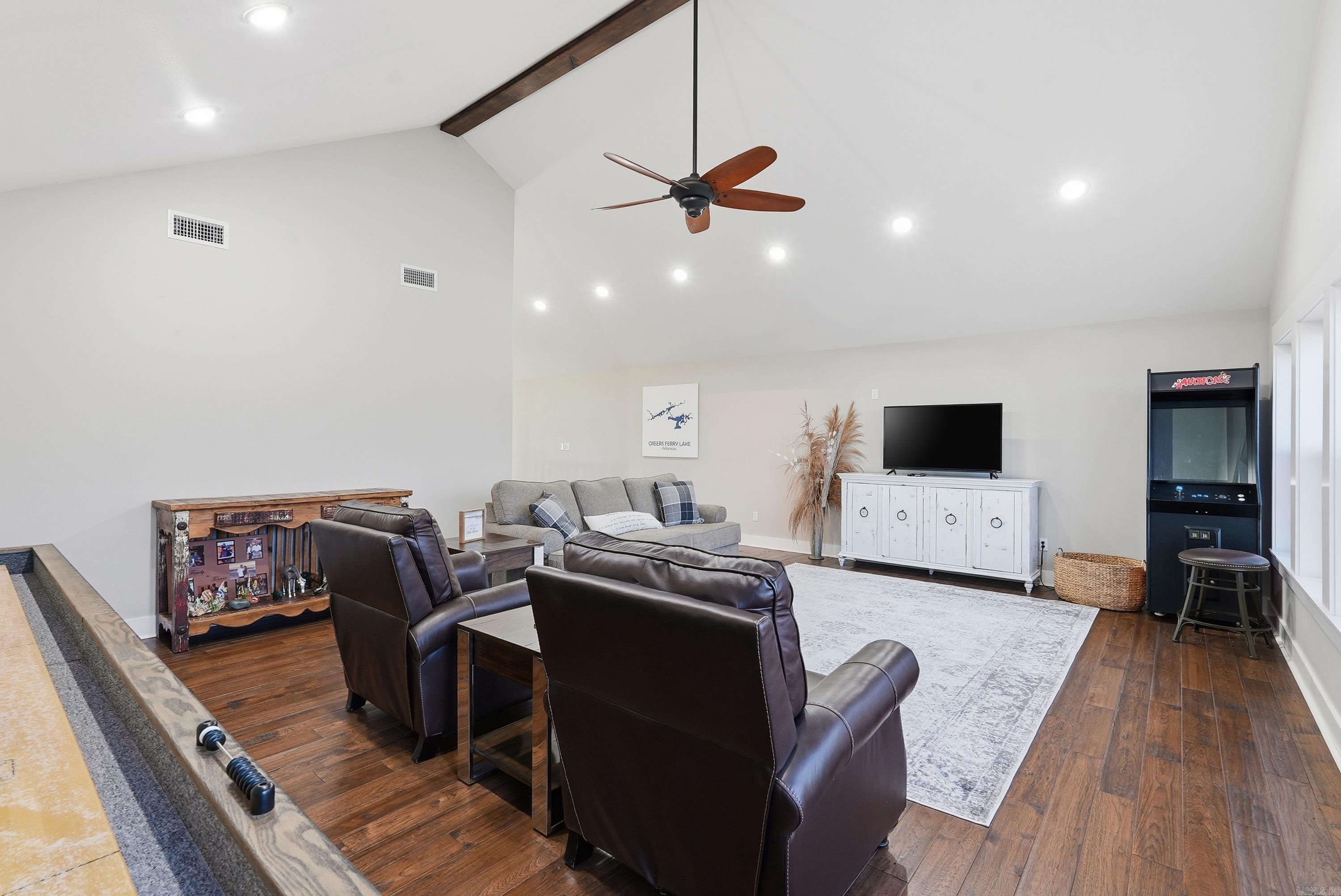 Watersedge Estates - Residential