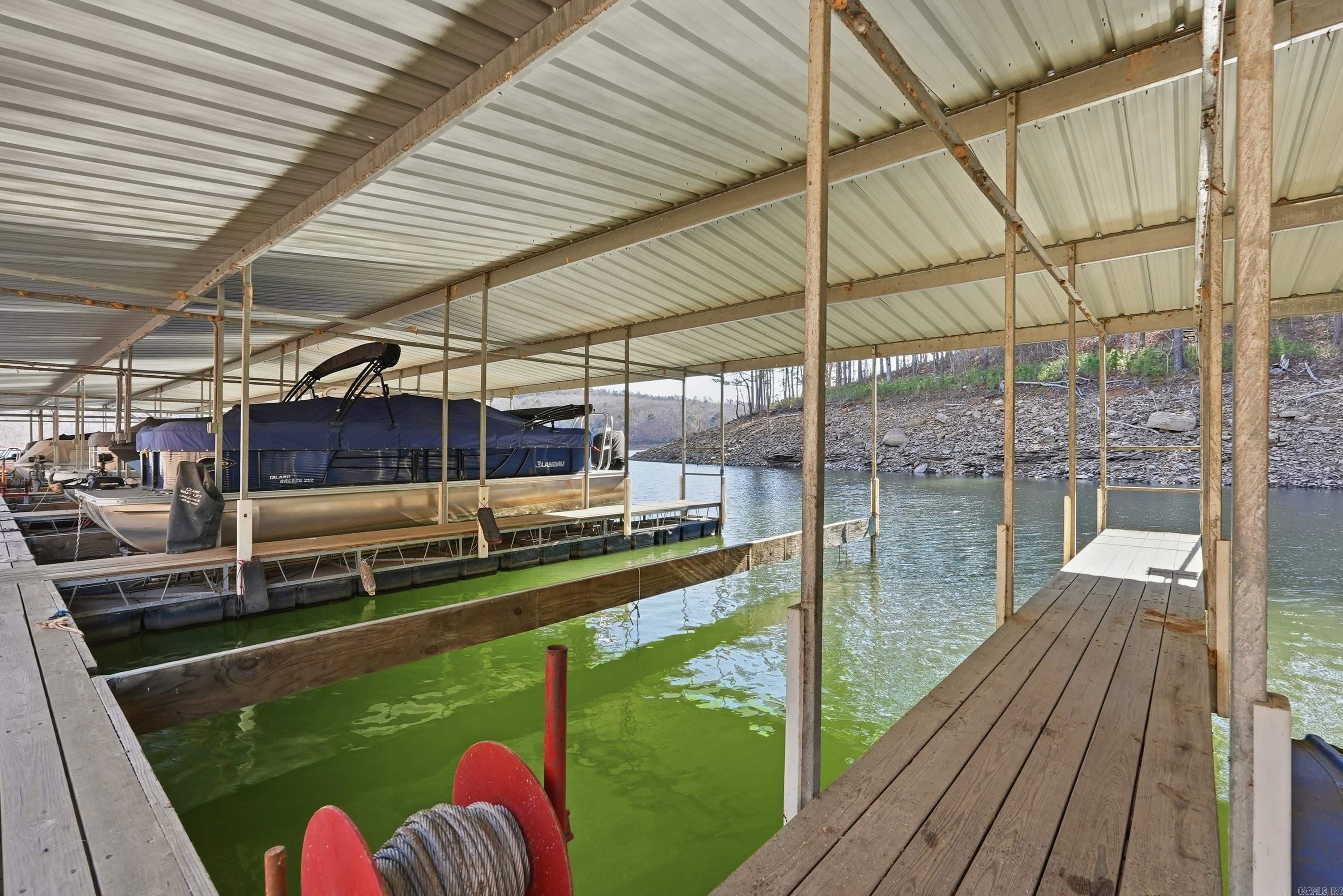 Watersedge Estates - Residential