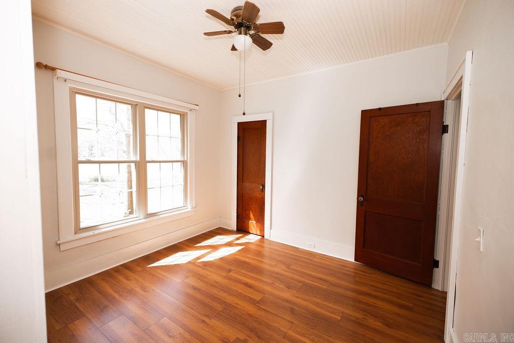 Clinton Original - Residential