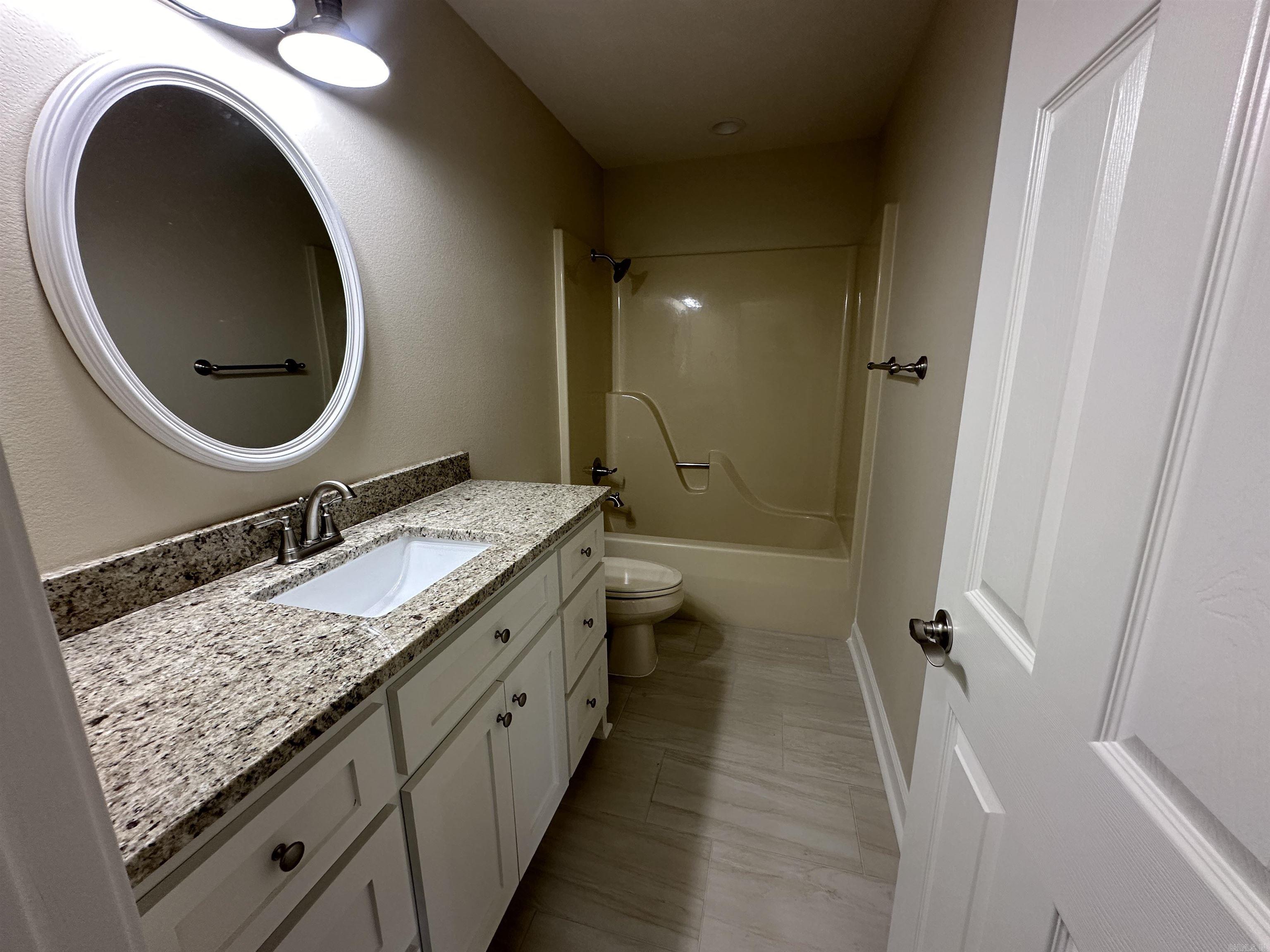 BAINBRIDGE - Residential