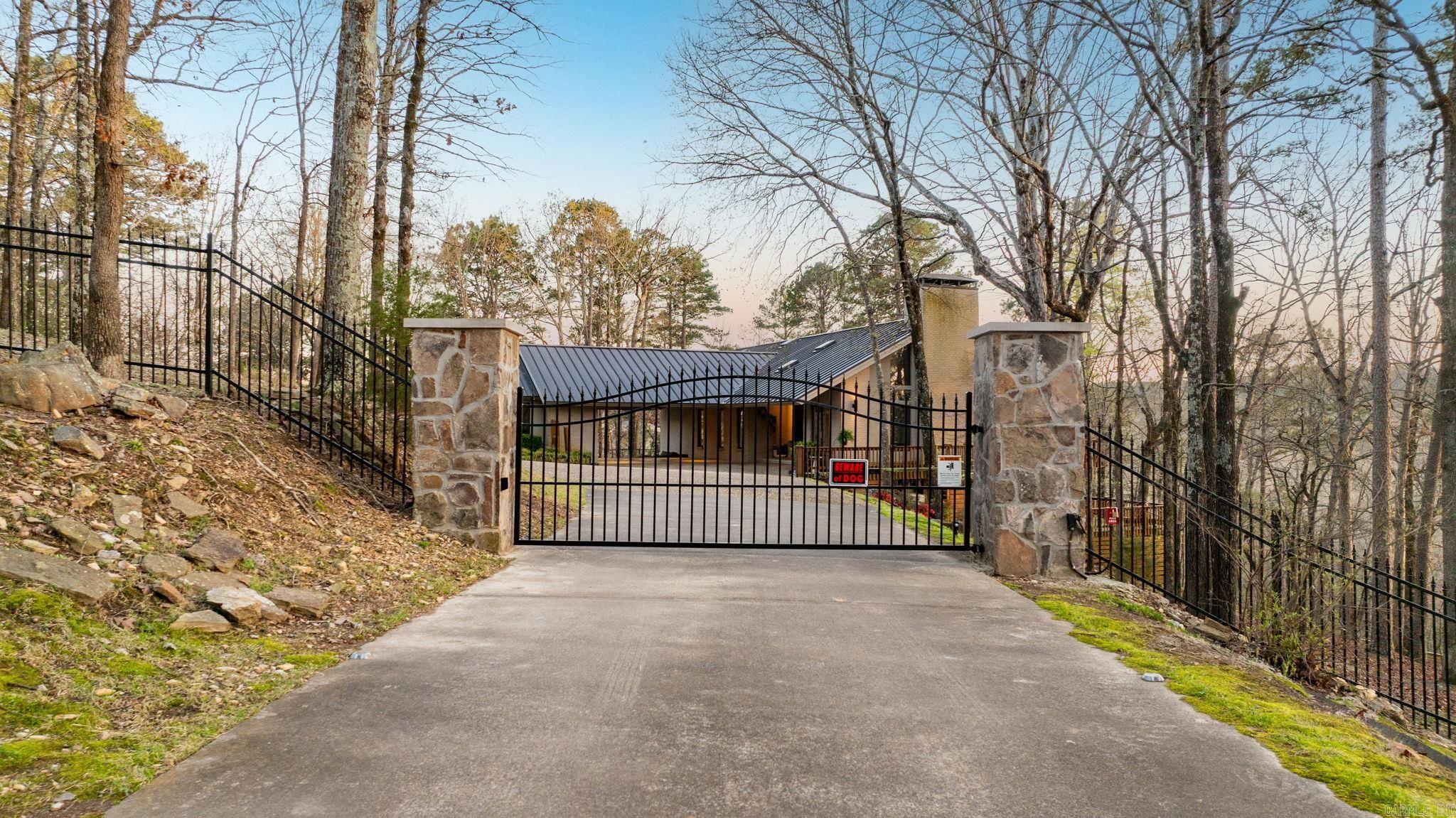 HENDRIXSON - Residential