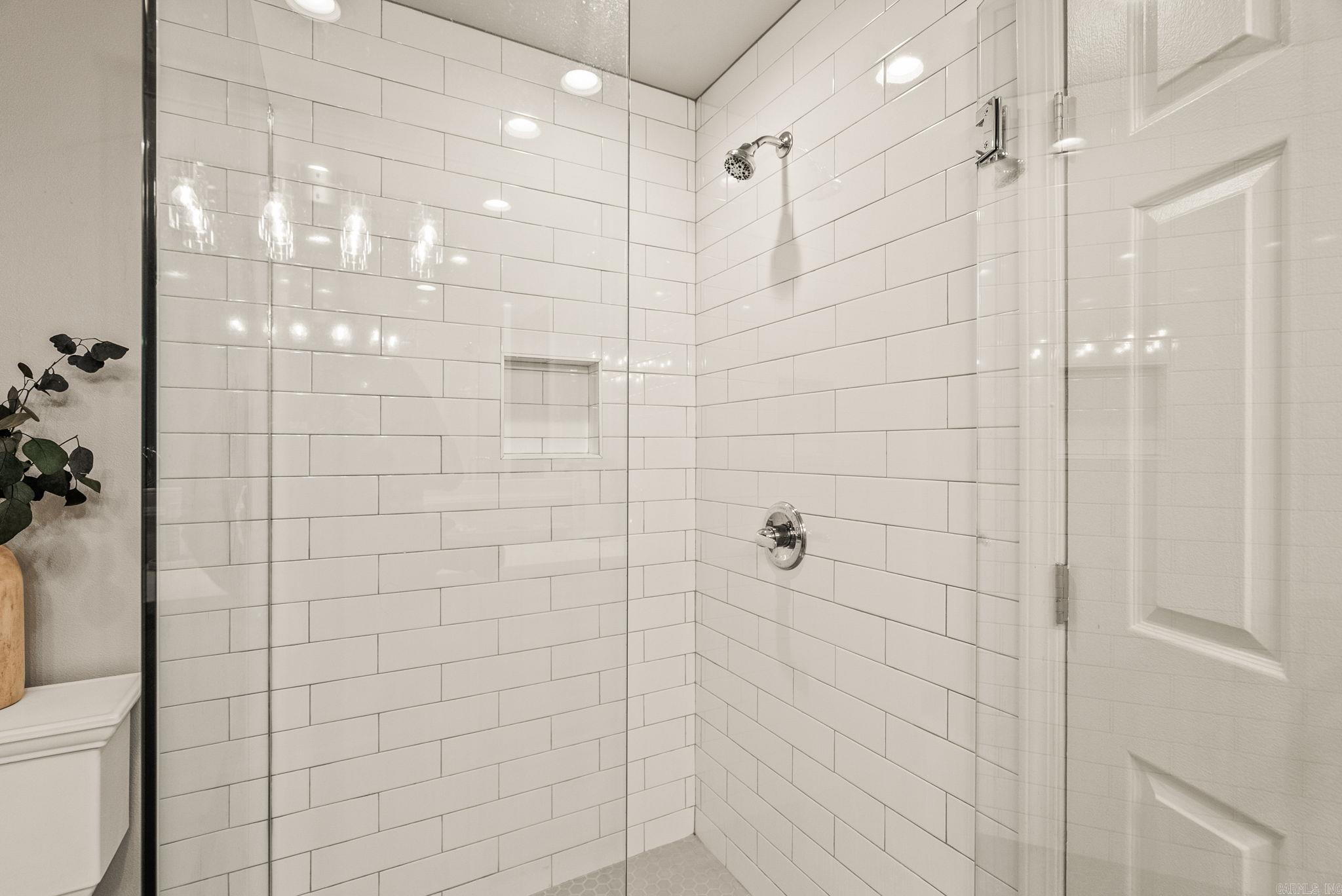 HENDRIXSON - Residential