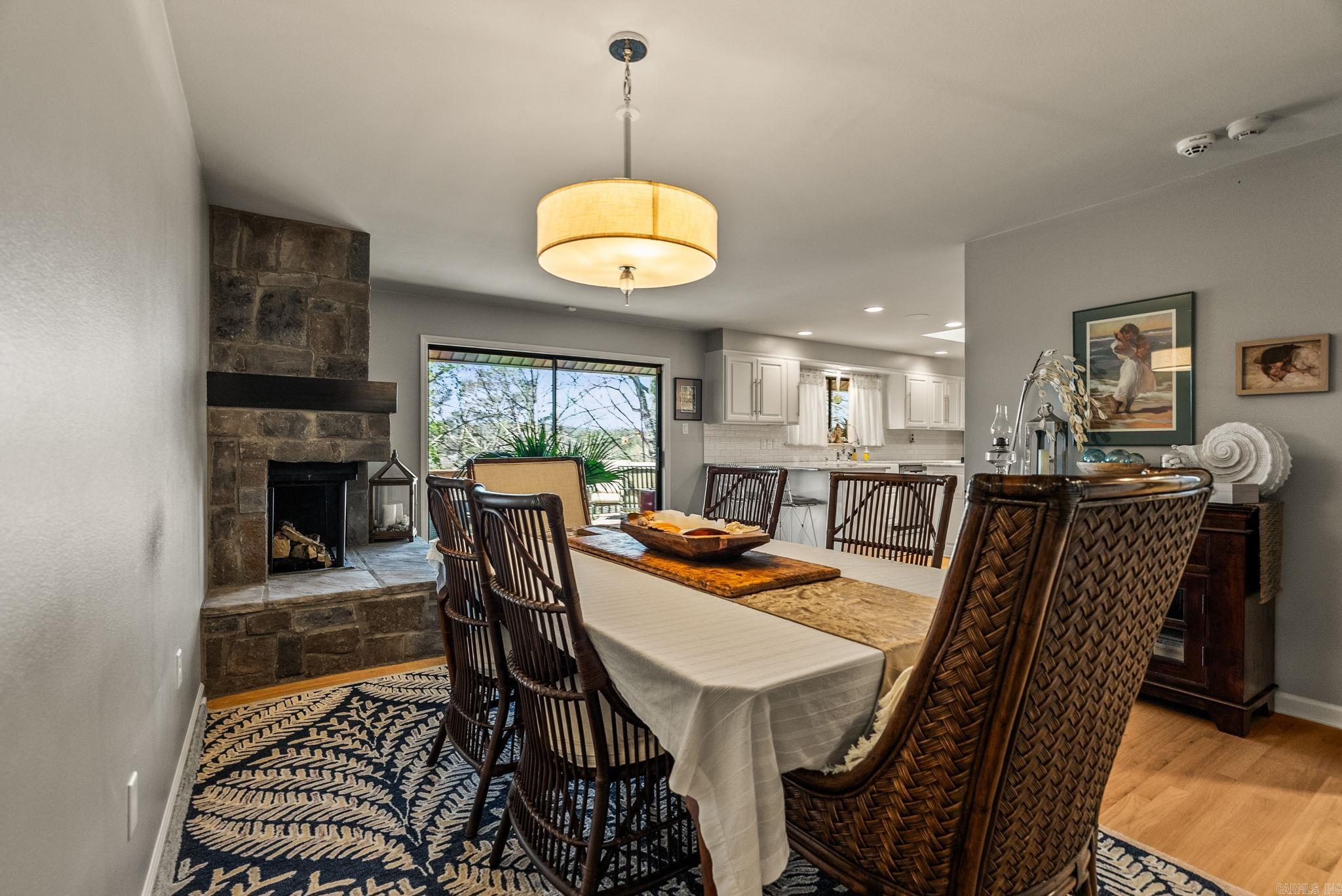 HENDRIXSON - Residential