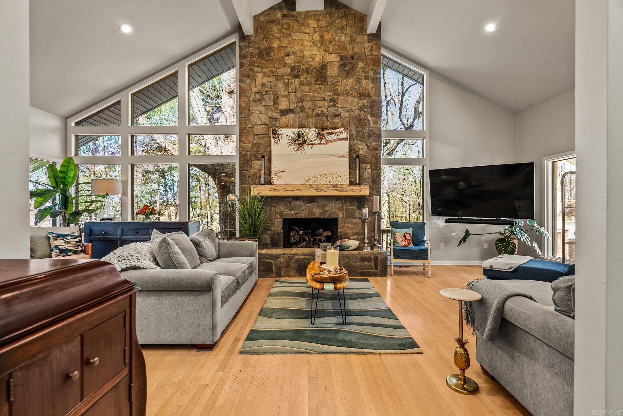 HENDRIXSON - Residential