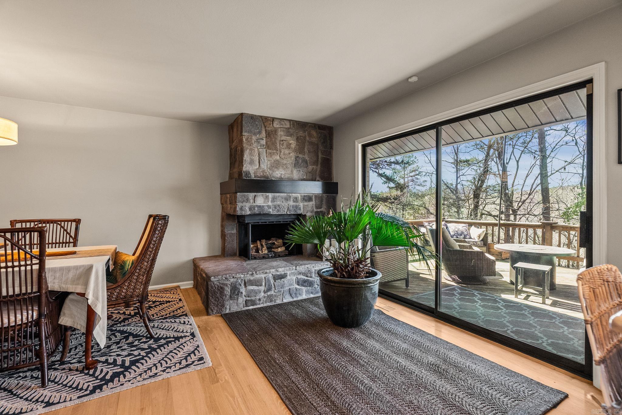 HENDRIXSON - Residential