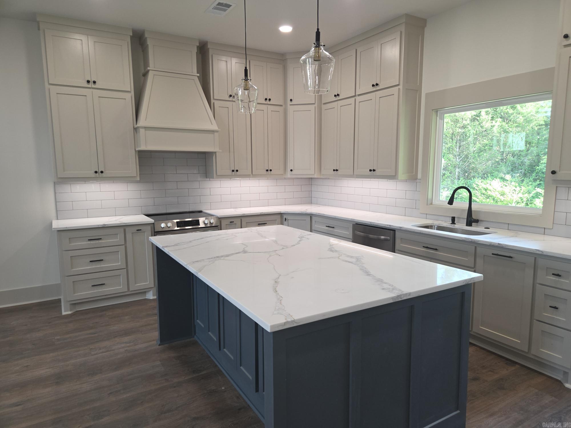 BELMONT ESTATES SUBDIVISION - Residential