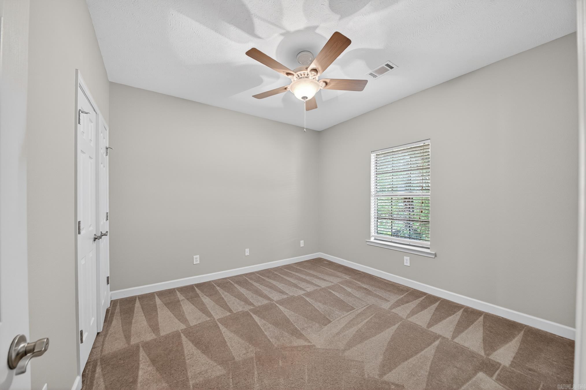 MAGNESS CREEK NORTH - Residential