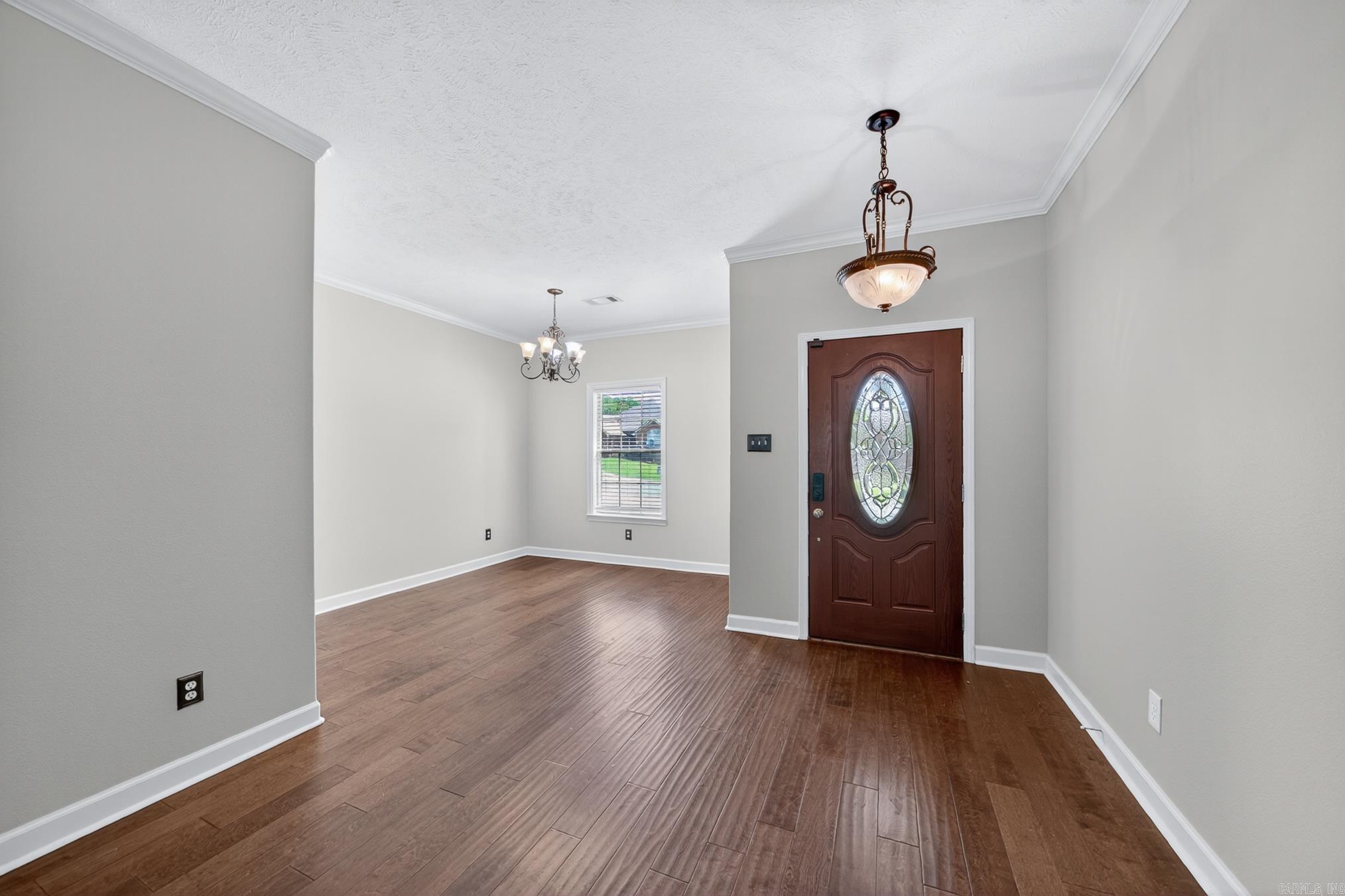 MAGNESS CREEK NORTH - Residential
