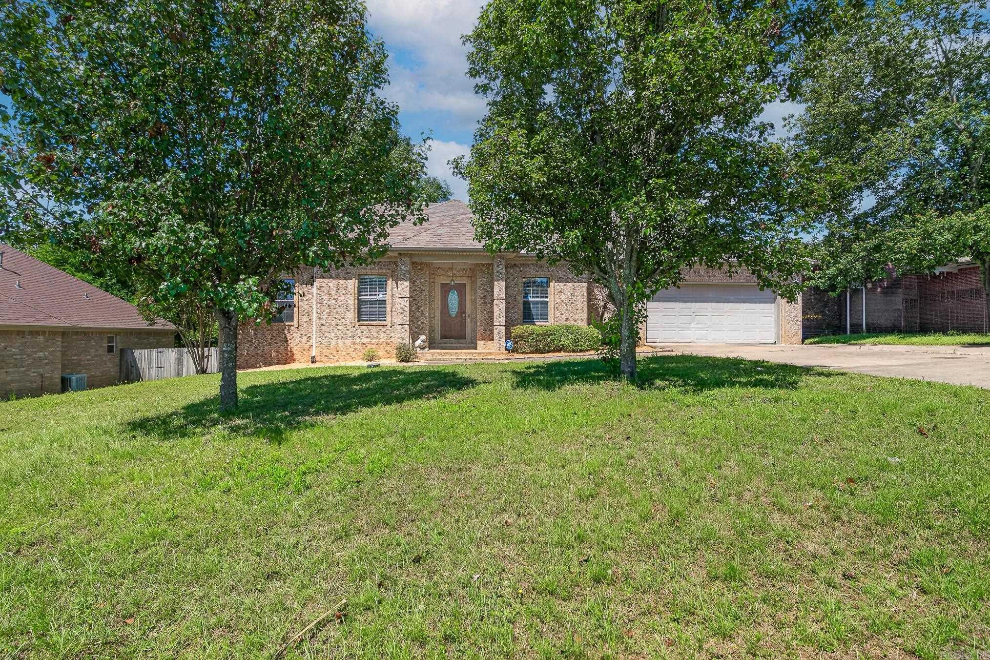 MAGNESS CREEK NORTH - Residential