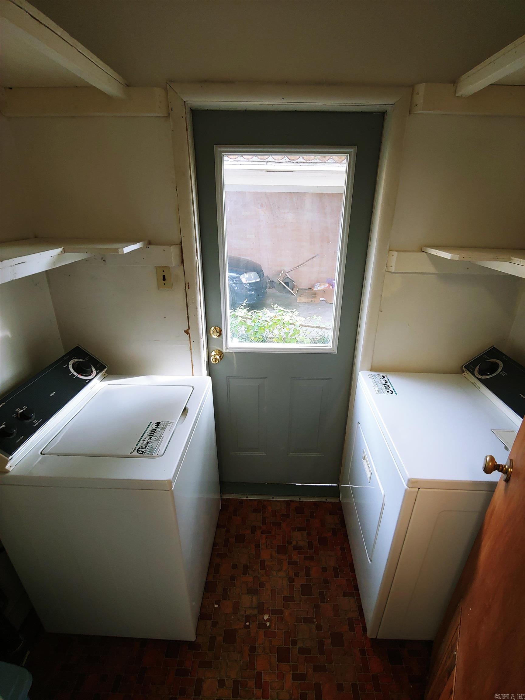 Schoolwood - Residential Lease